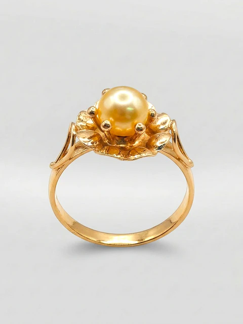 Anillo Flor de Perla Cultivada Oro 18k