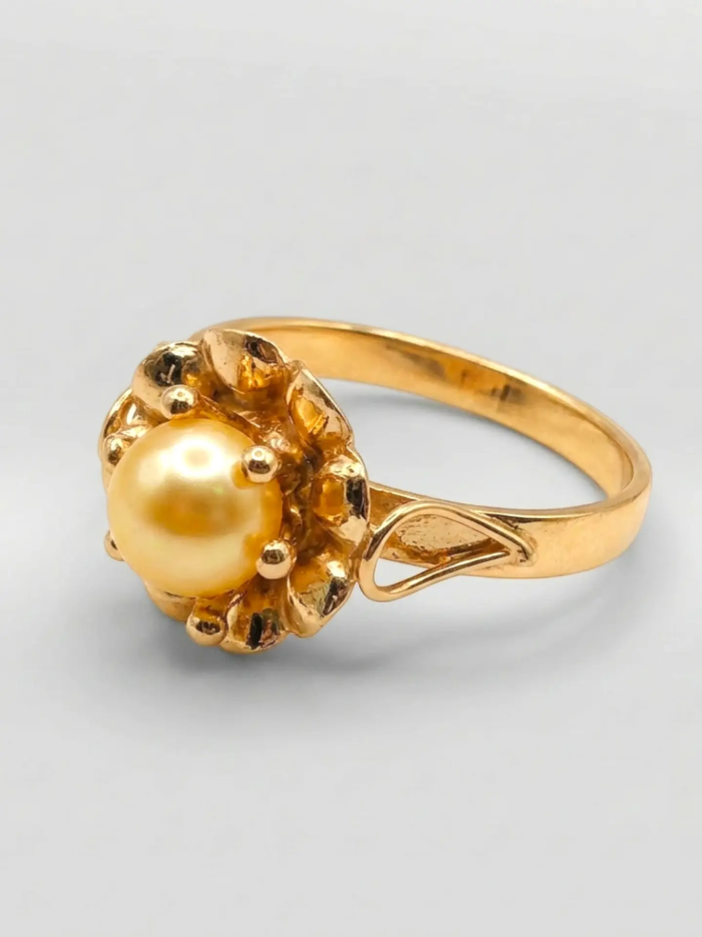 Anillo Flor de Perla Cultivada Oro 18k 3