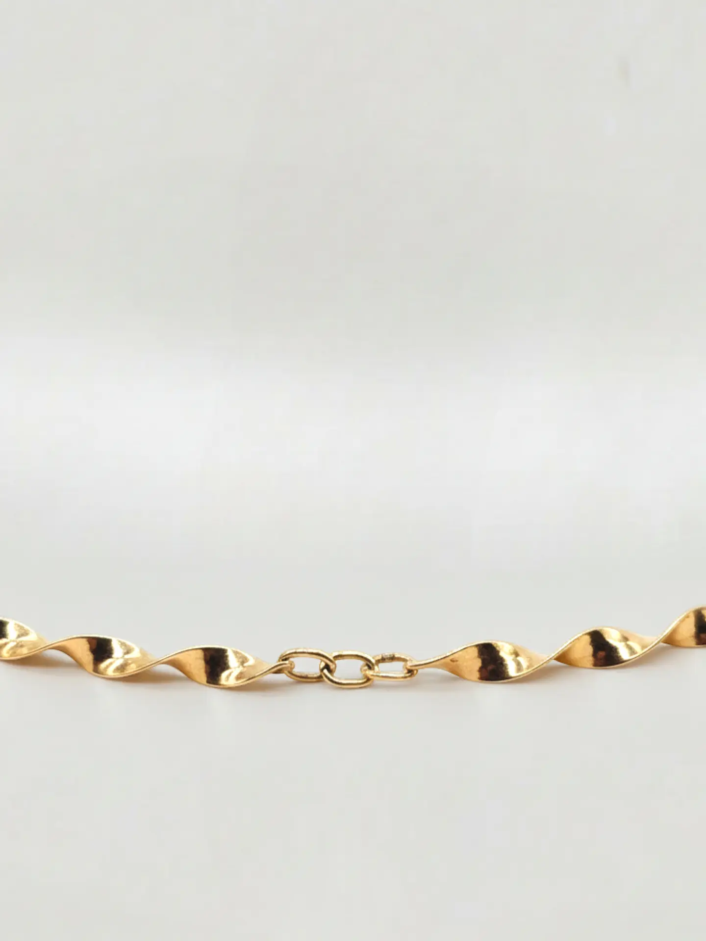 Pulsera Espiral Dinámica Oro 18k 4