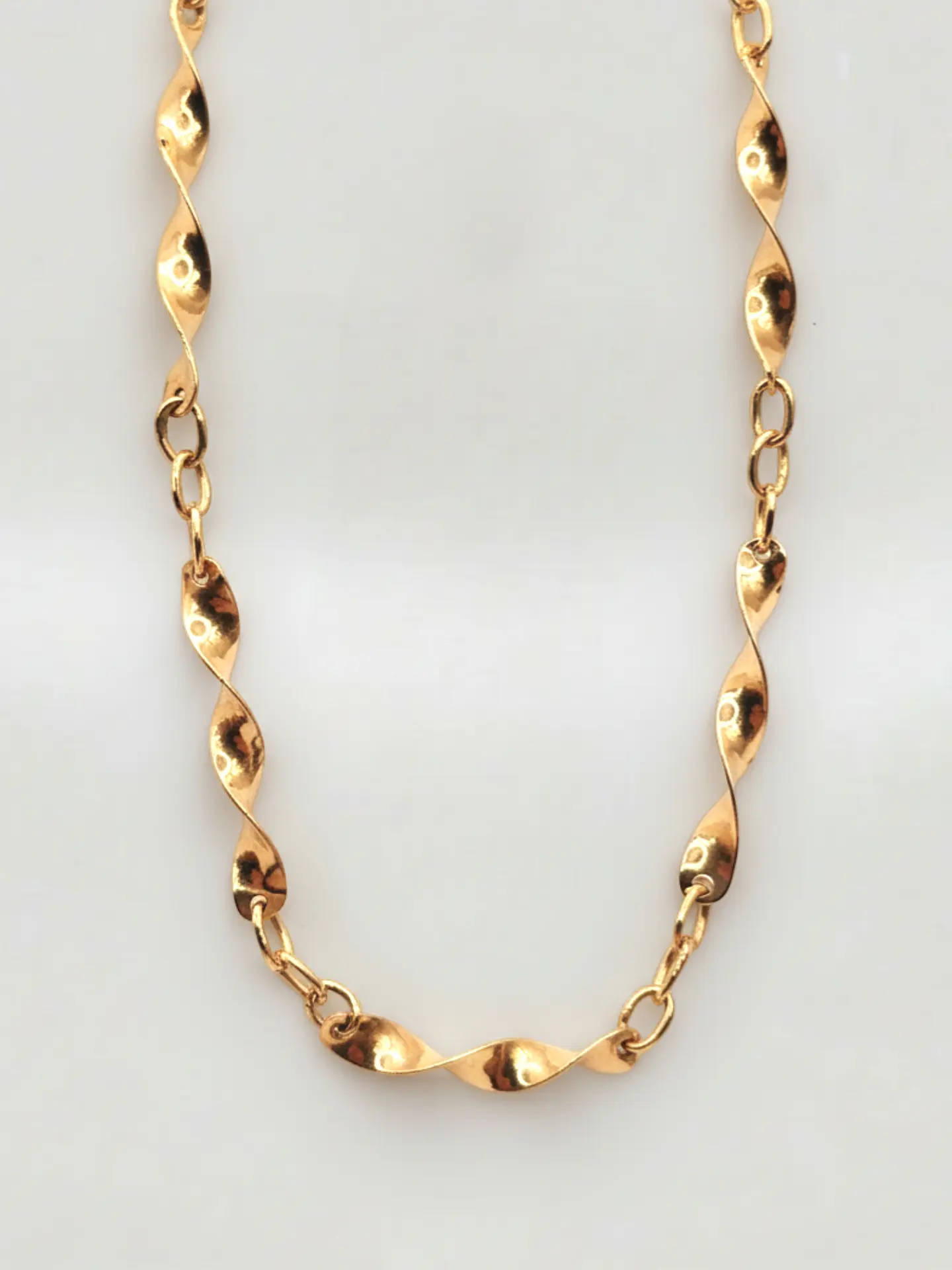 Pulsera Espiral Dinámica Oro 18k 1
