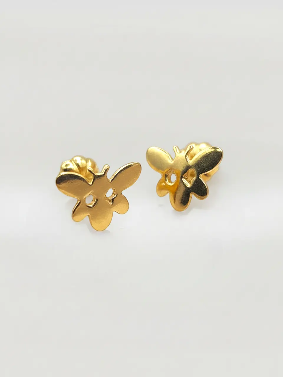 Aros Mariposa Etérea 18k 2
