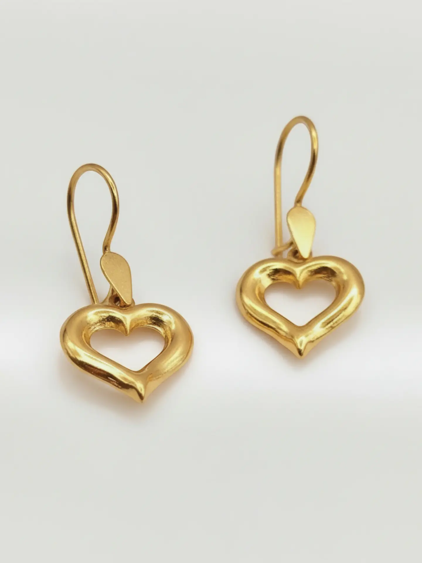 Aros Corazón con Cierre de Gala Oro 18k 5