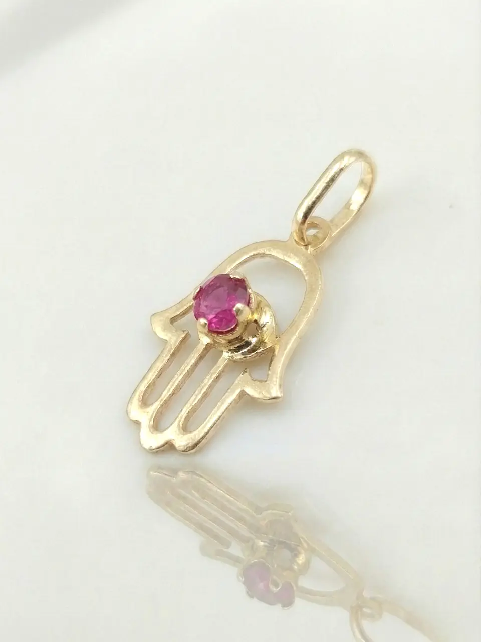 Colgante Mano de Fátima Pasión de Rubí Oro 18k 2
