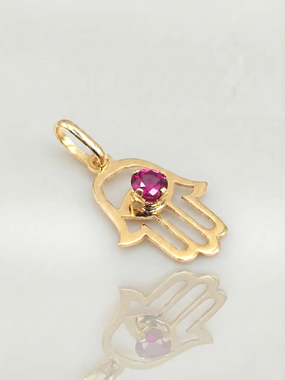 Colgante Mano de Fátima Pasión de Rubí Oro 18k 4