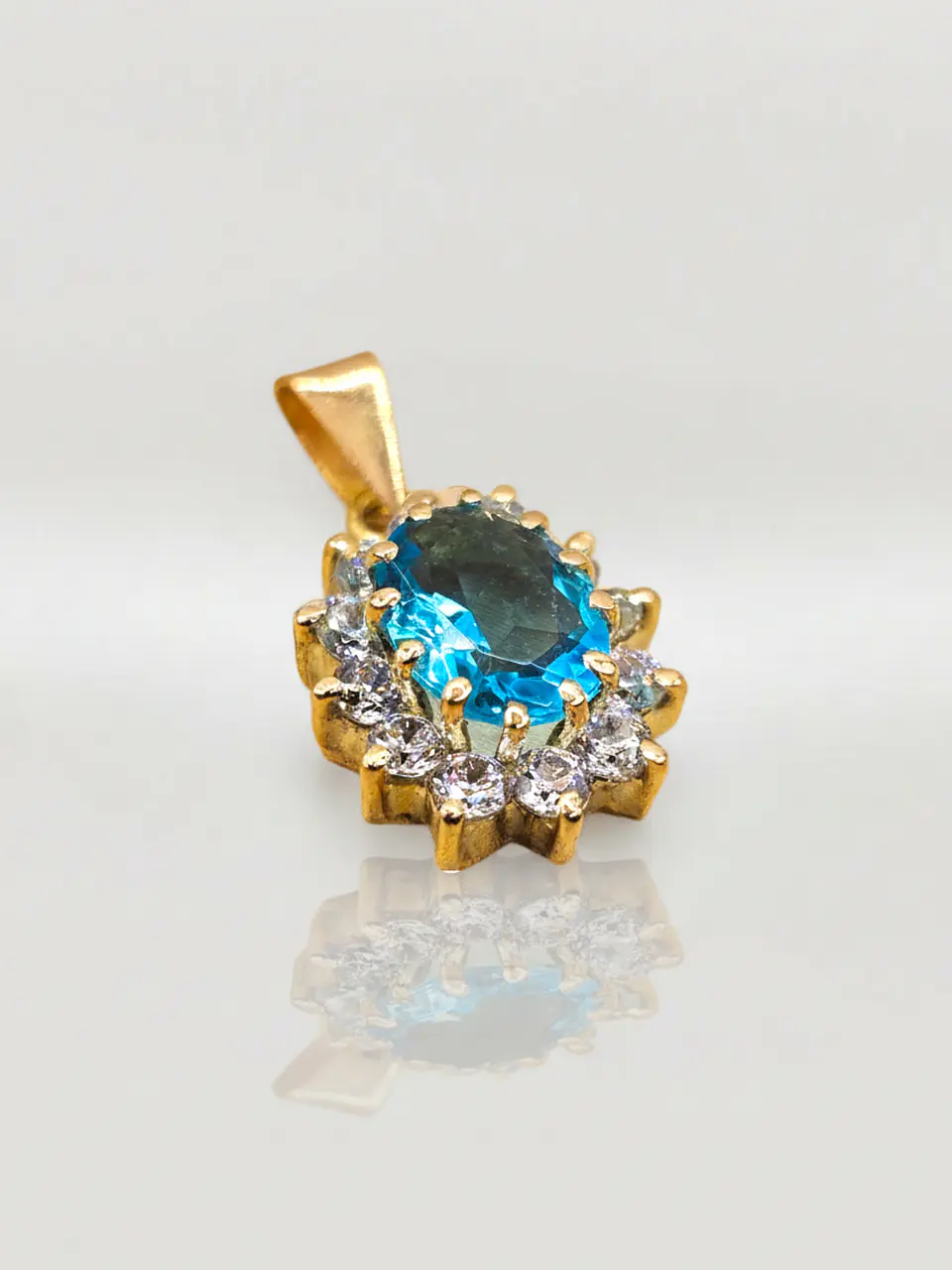 Colgante Lady Mar de Cristal Aguamarina Oro 18k 1