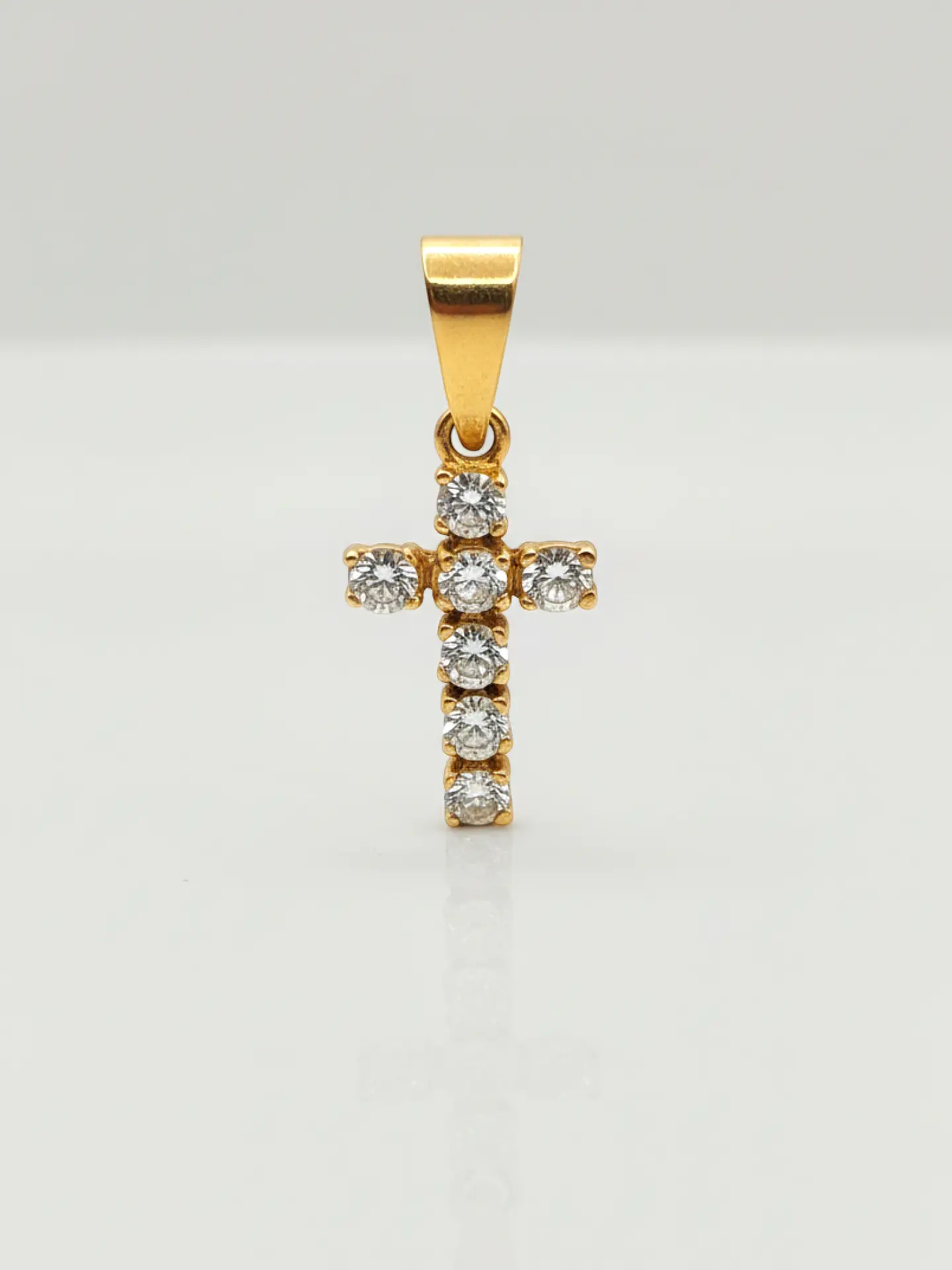 Colgante Cruz de Brillo Sagrado Circones Oro 18k 1