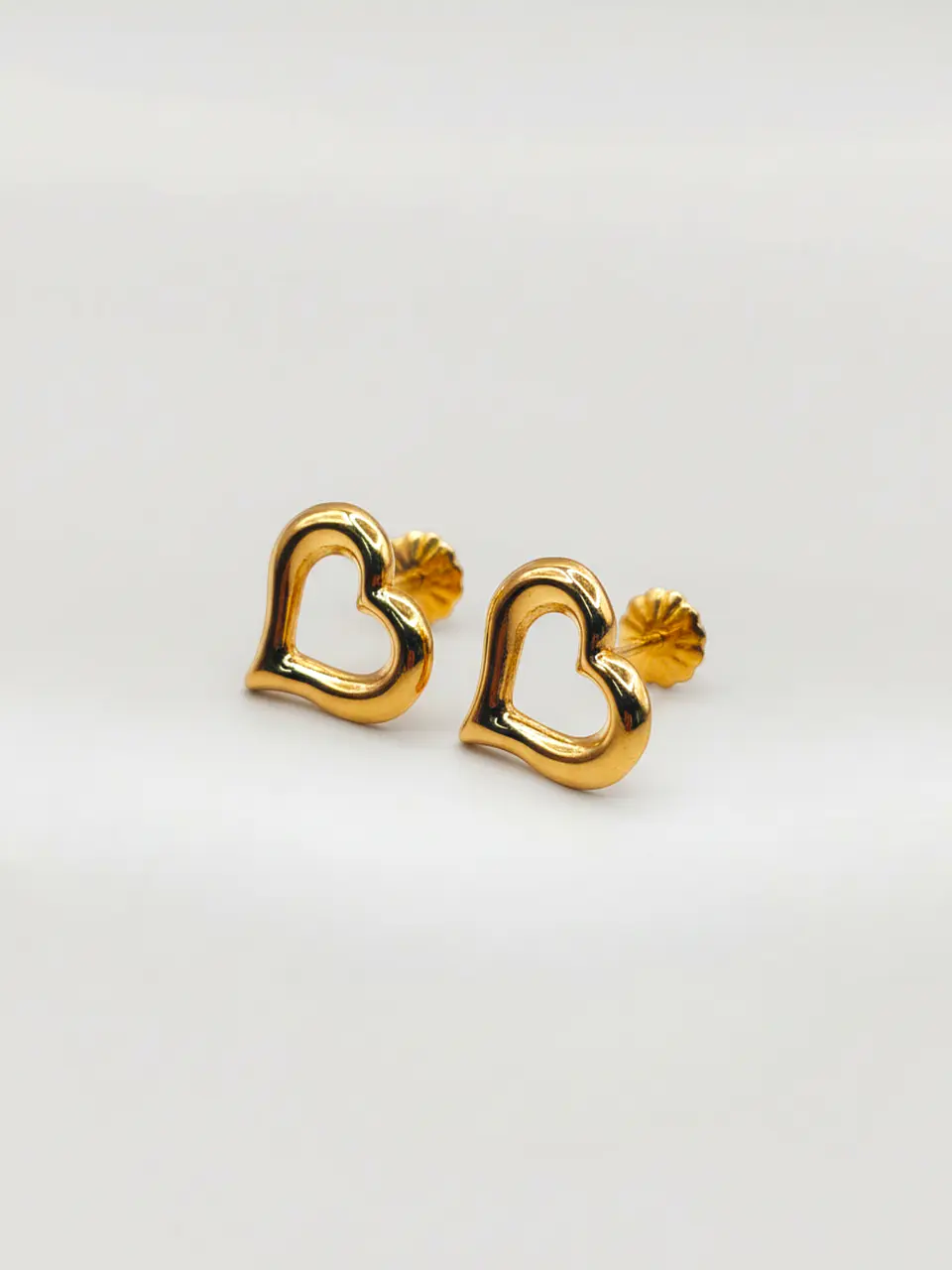 Aros Silueta Corazón Oro 18k 4