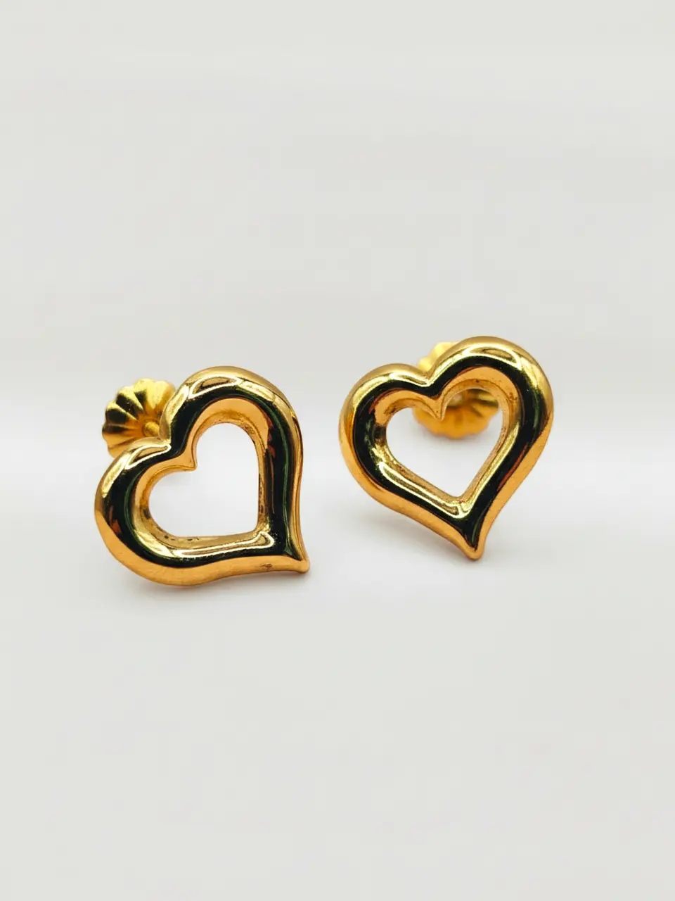 Aros Silueta Corazón Oro 18k 5