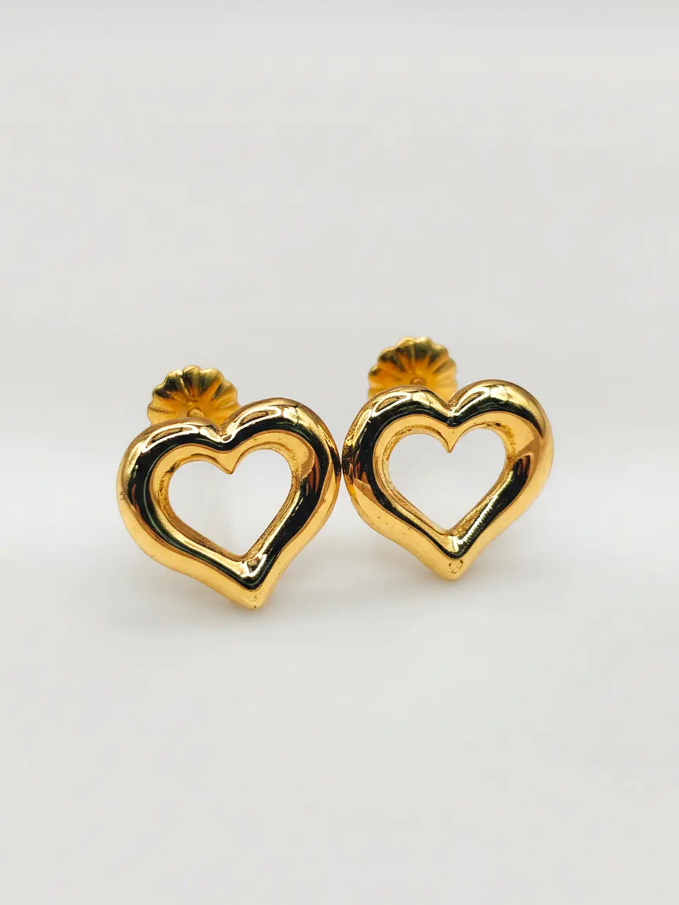 Aros Silueta Corazón Oro 18k 1