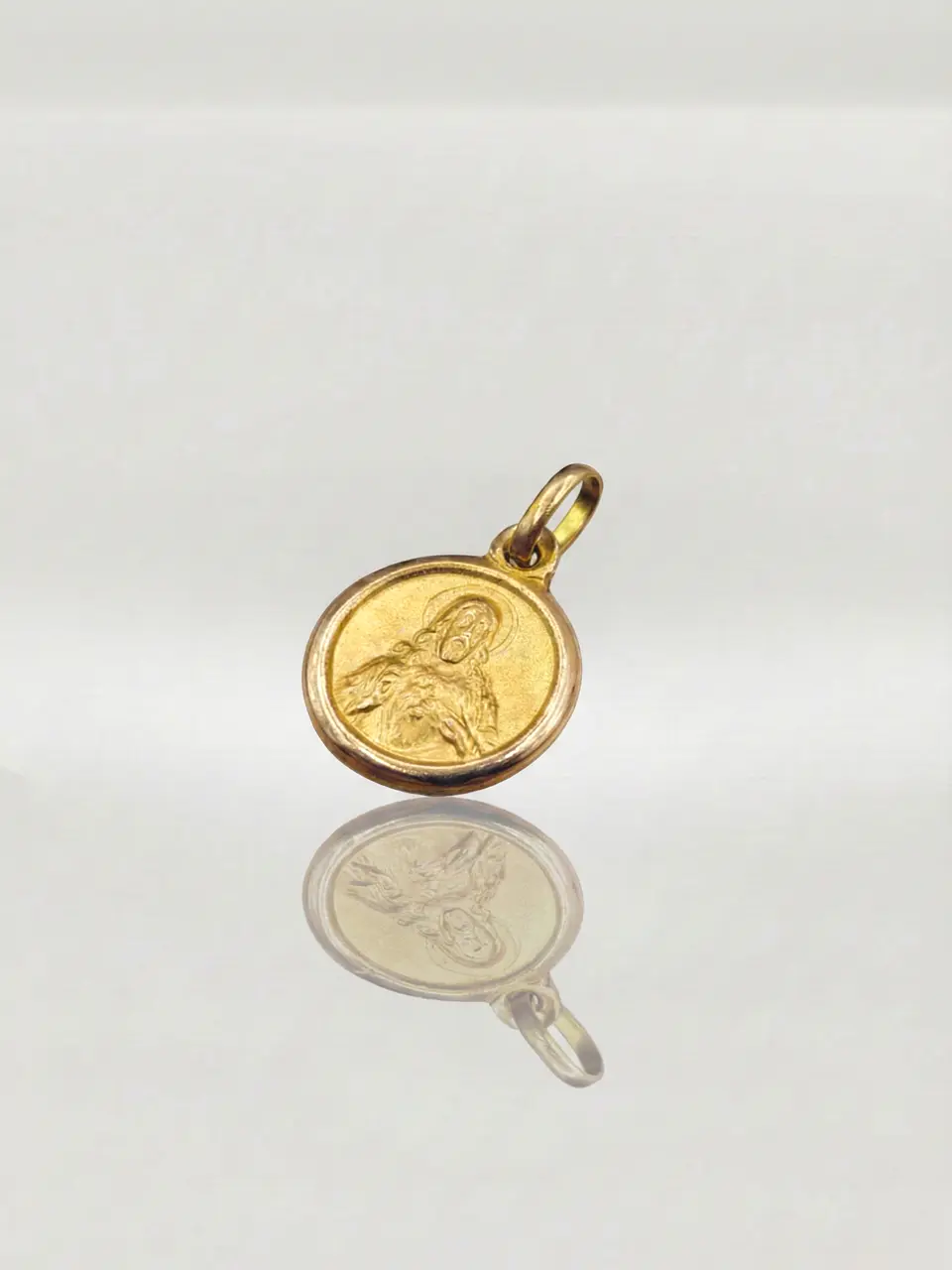 Colgante Medalla Sagrado Corazón Oro 18k 4