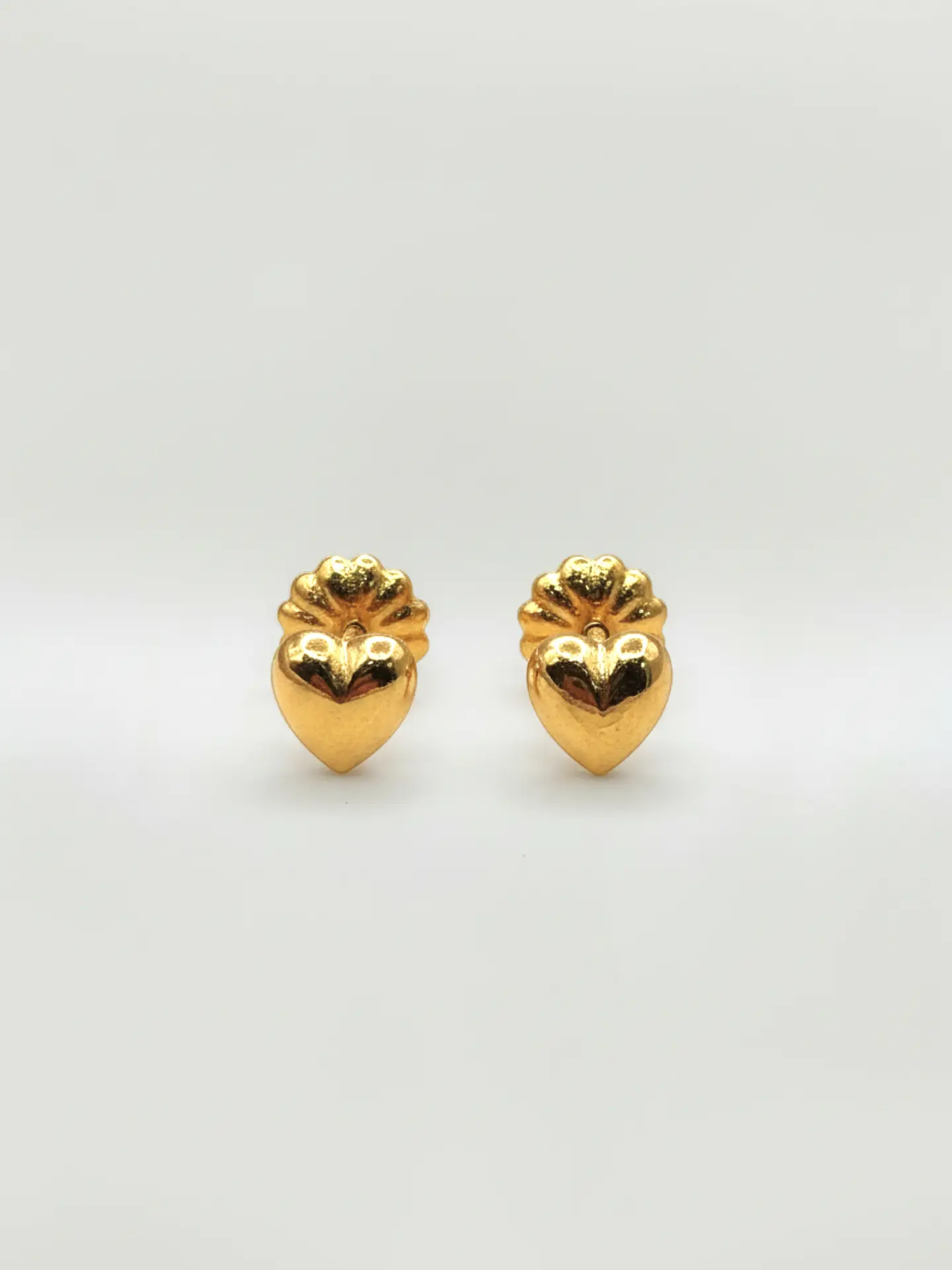 Aros Corazón de Amor Mediano Oro 18k 1