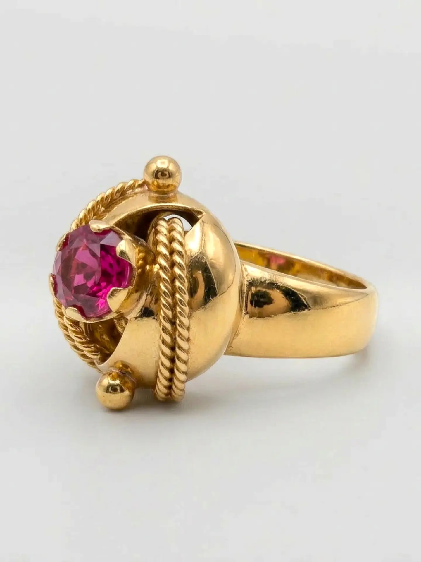 Anillo Chevalier Rubí de Estatus Oro 18k 5