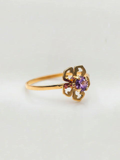 Anillo Flor de Amatista Mística Oro 18k