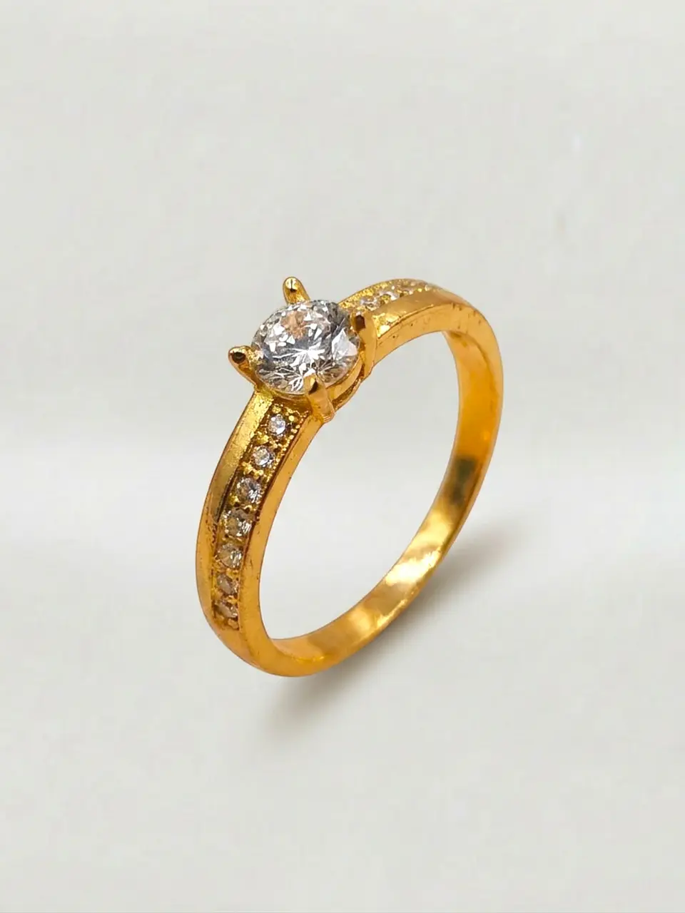 Anillo Medio Cintillo Princesa Oro 18k 1