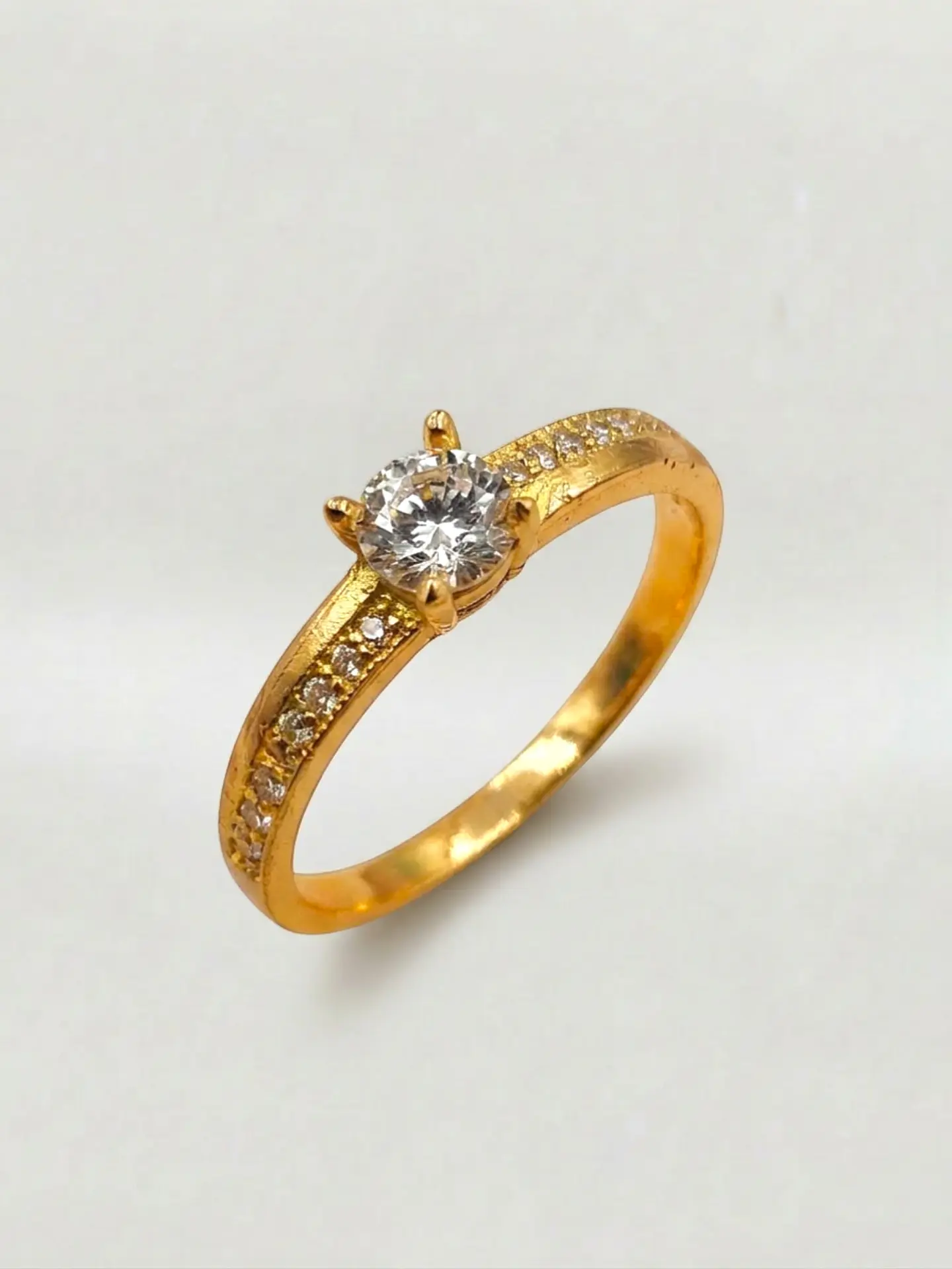 Anillo Medio Cintillo Princesa Oro 18k 3