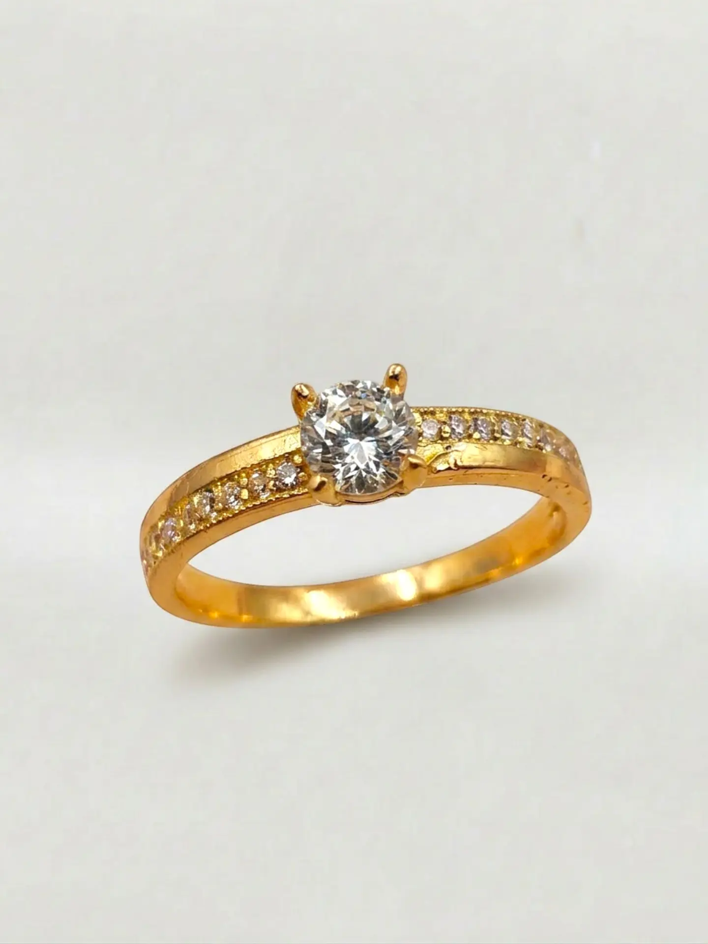 Anillo Medio Cintillo Princesa Oro 18k 4
