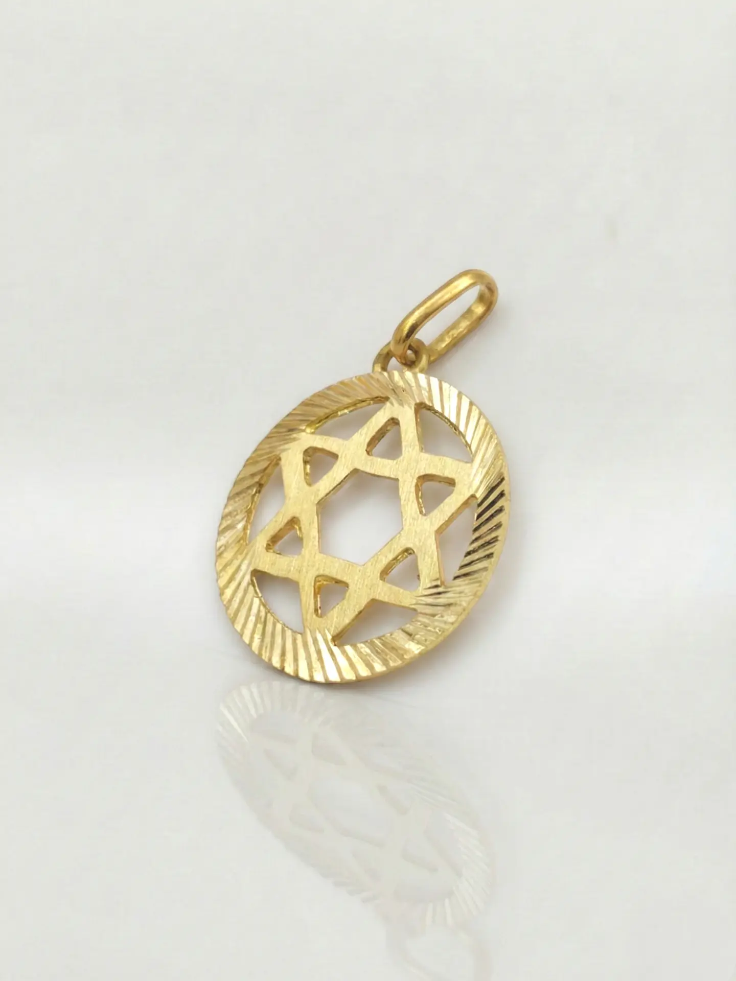 Colgante Estrella de David Sagrada Oro 18k 4