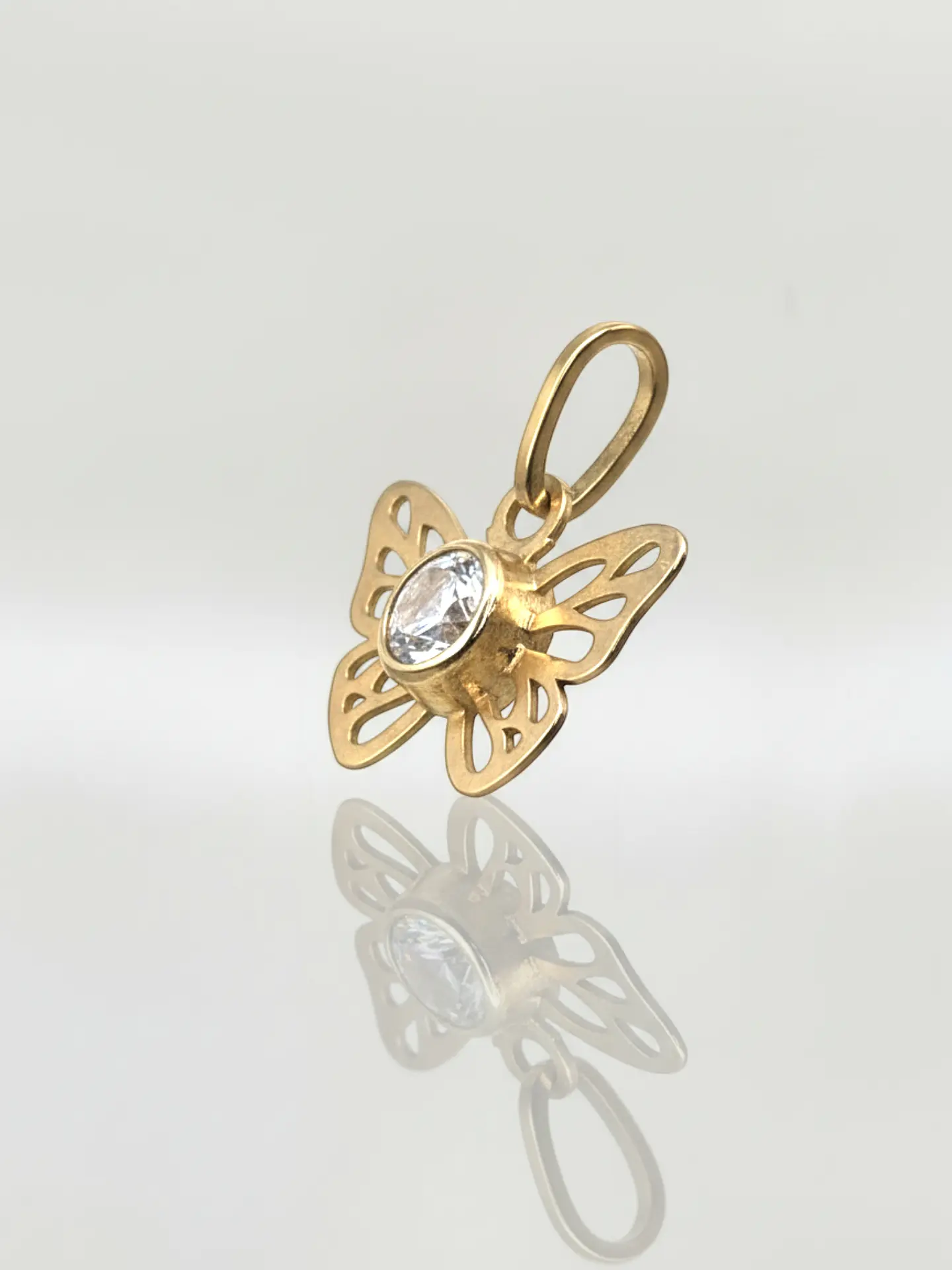 Colgante Mariposa Etérea Oro 18k 4