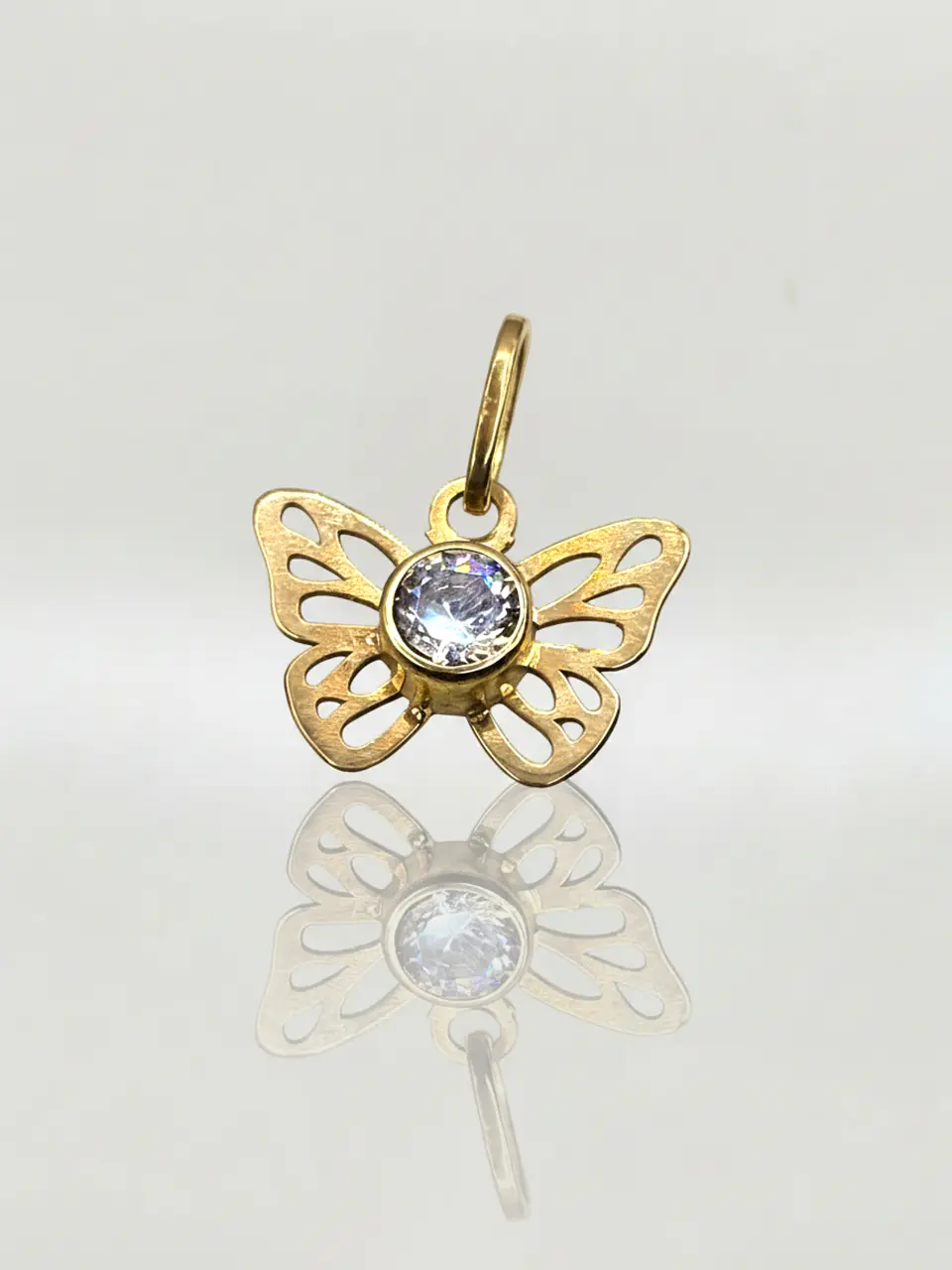 Colgante Mariposa Etérea Oro 18k 1