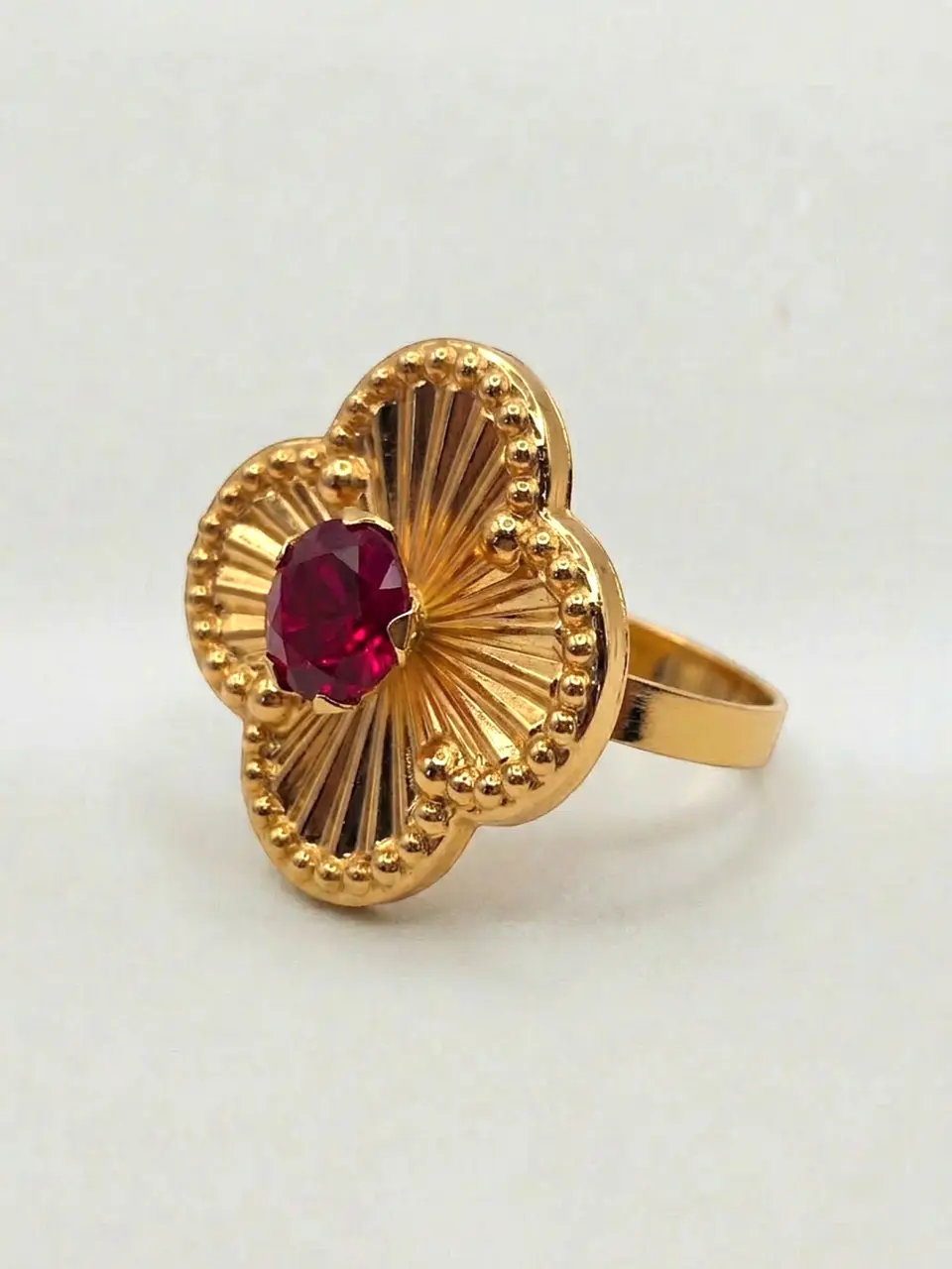Anillo Flor Satín de Rubí Oro 18k 2