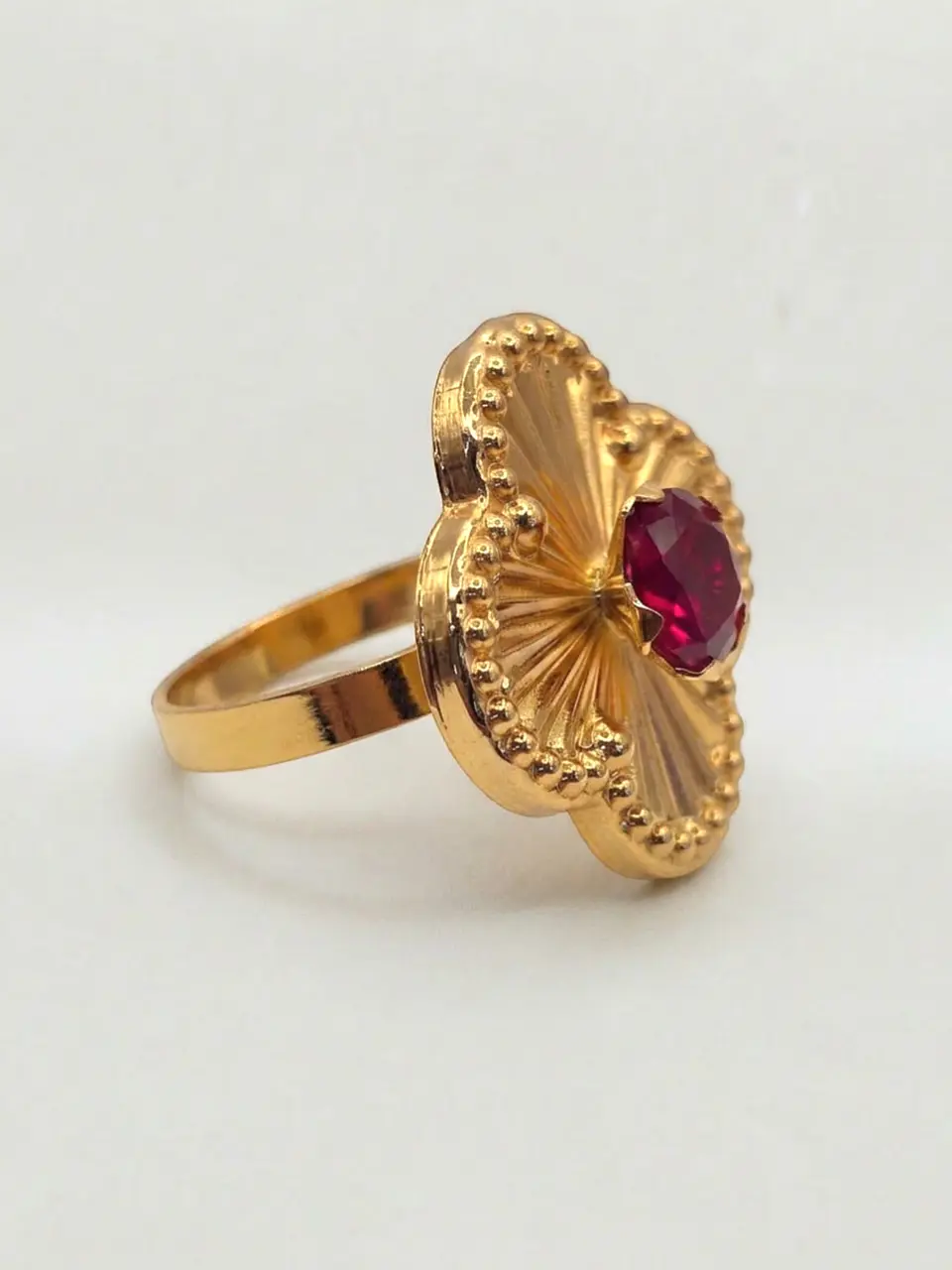 Anillo Flor Satín de Rubí Oro 18k 3