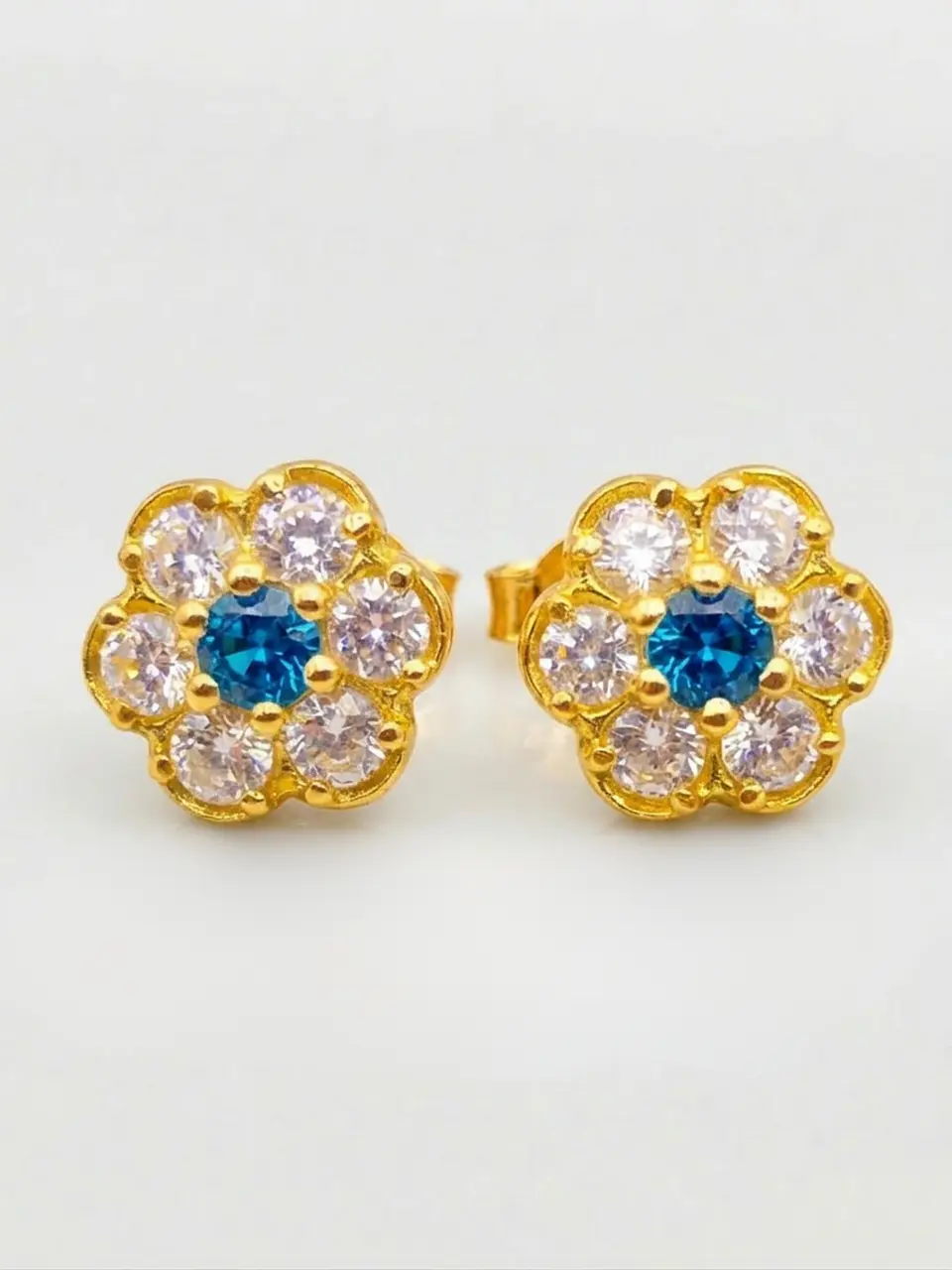 Aros Roseta Aguamarina Mar de Cristal Grande Oro 18k 4