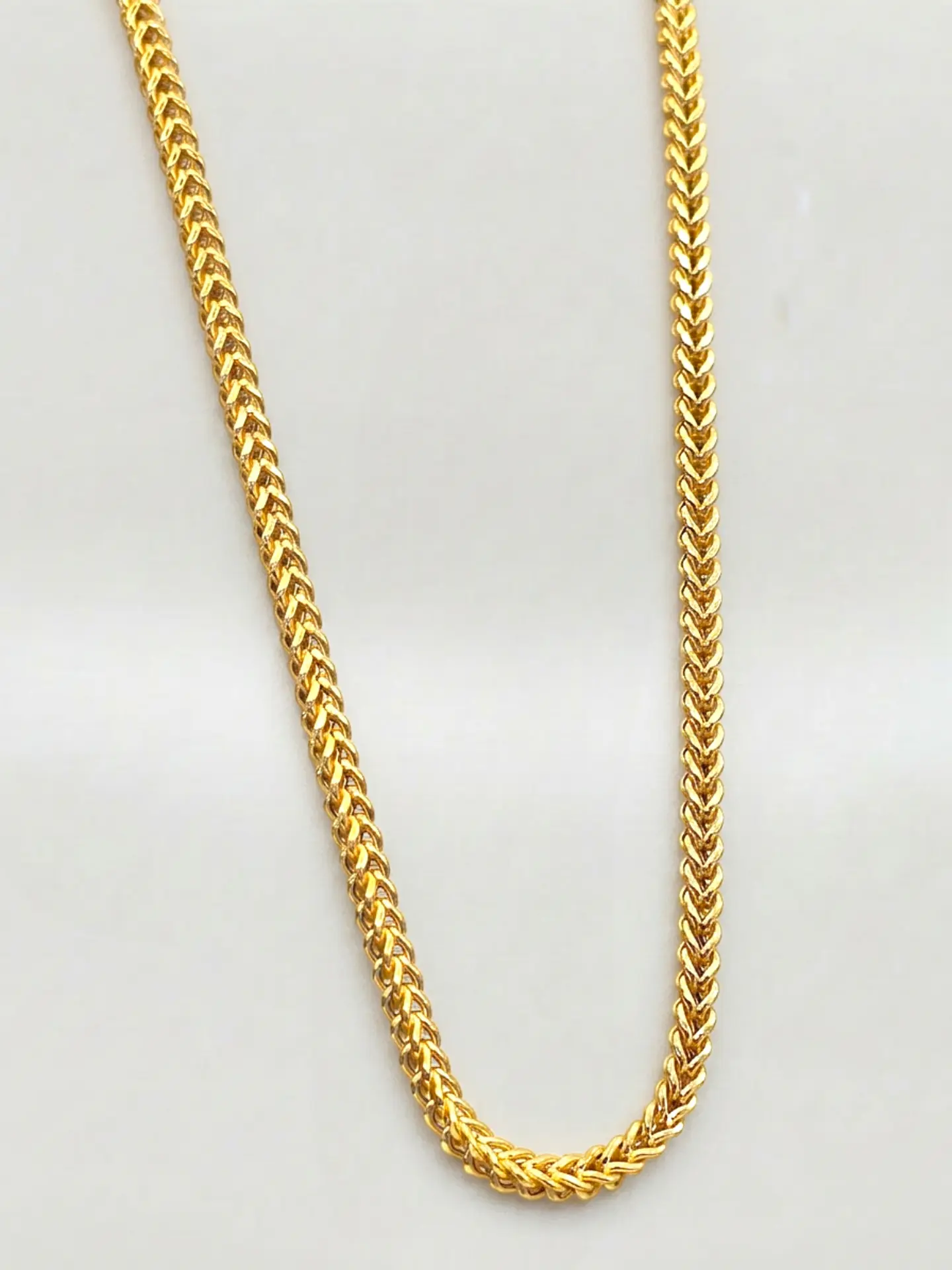 Cadena Lazo de Diseño Italiano Oro 18k 6