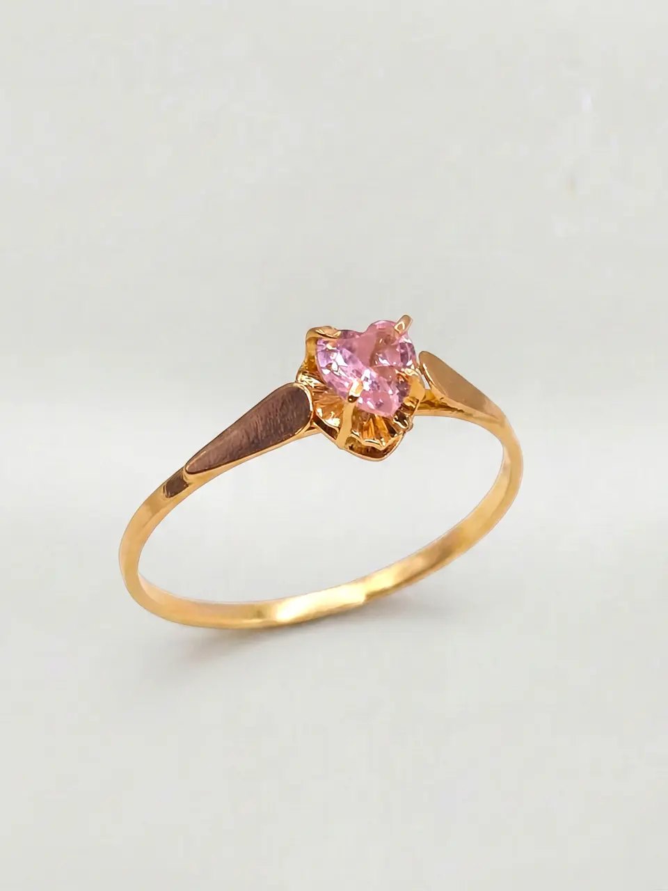 Anillo Chatón Corazón Rosa de Francia Oro 18k 5