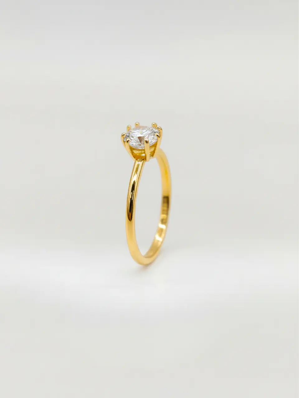 Anillo Solitario Clásico Circón Oro 18k 3