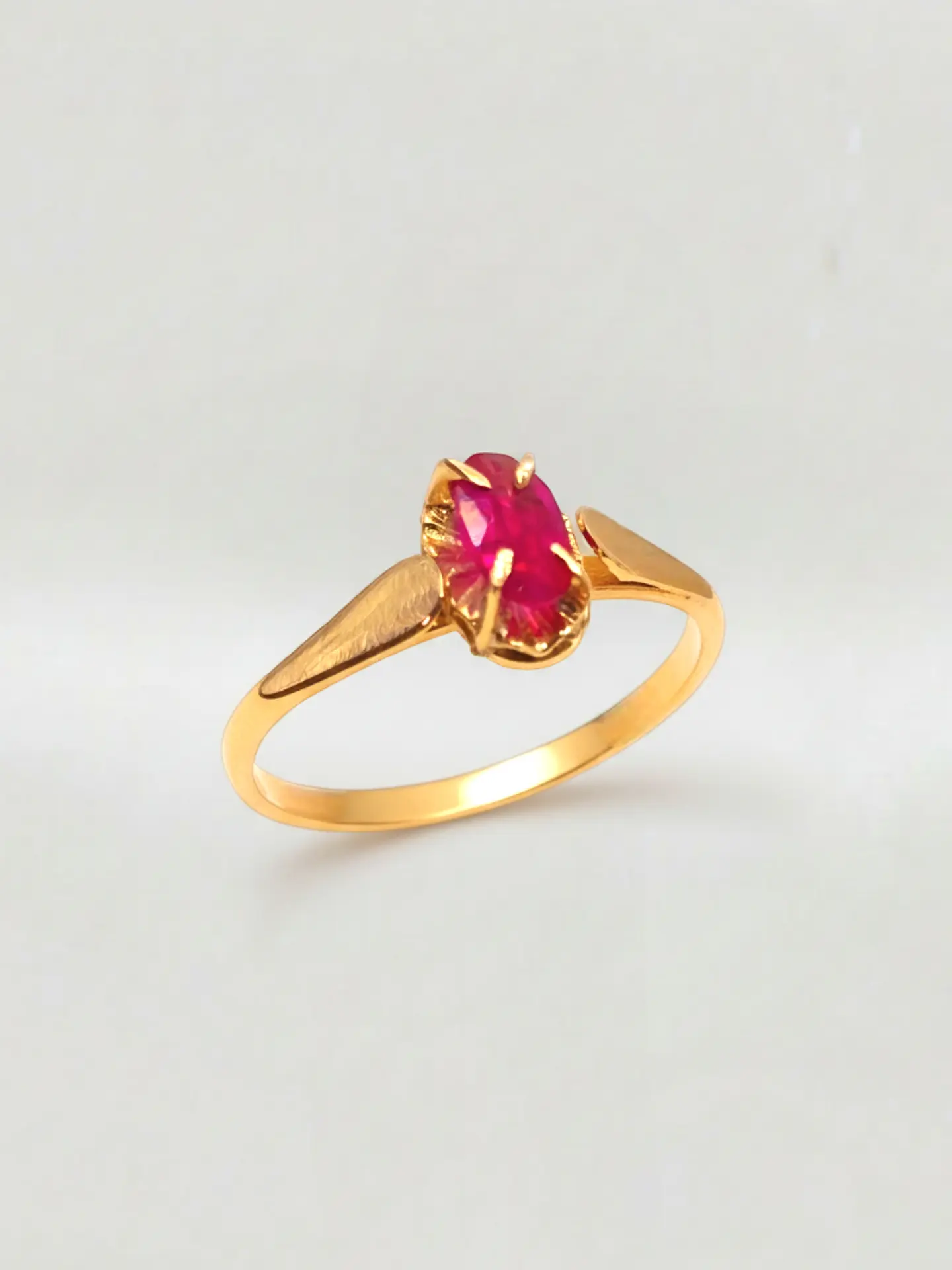 Anillo Chatón Oval Pasión de Rubí Oro 18k 2