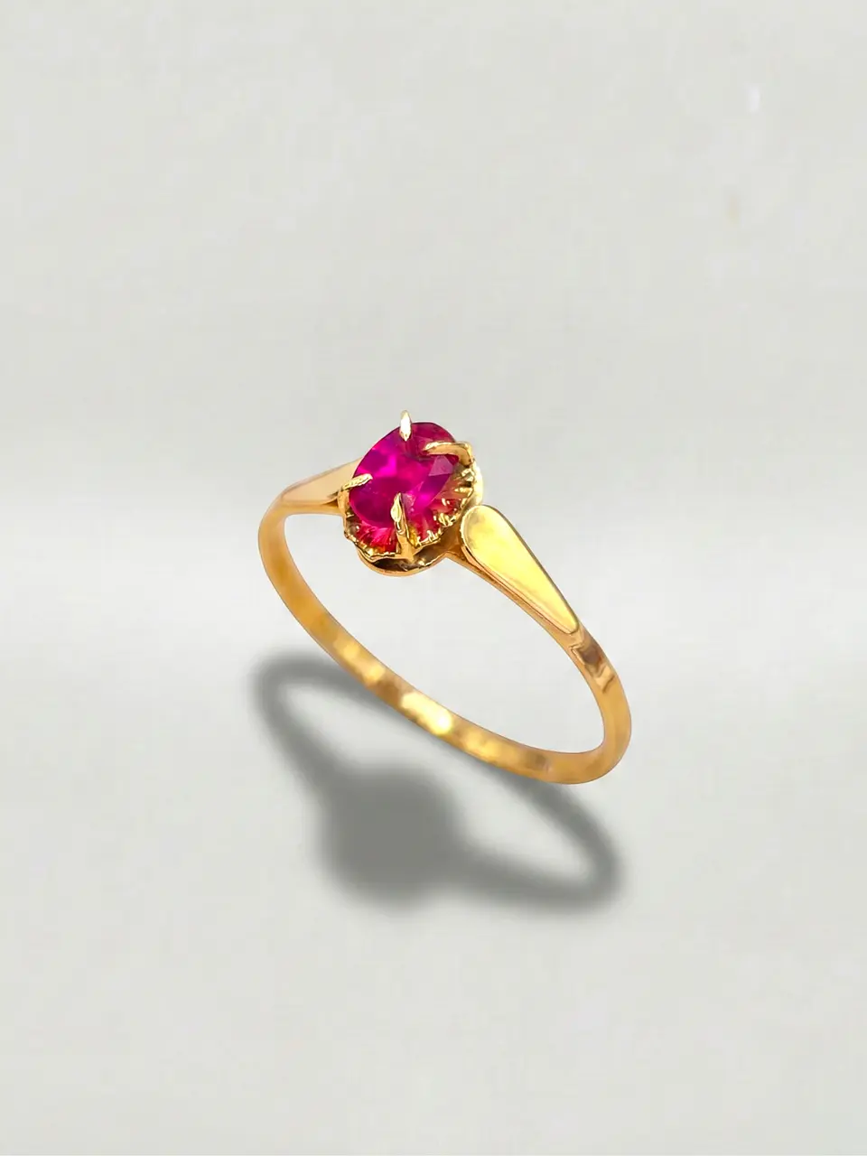 Anillo Chatón Oval Pasión de Rubí Oro 18k 3
