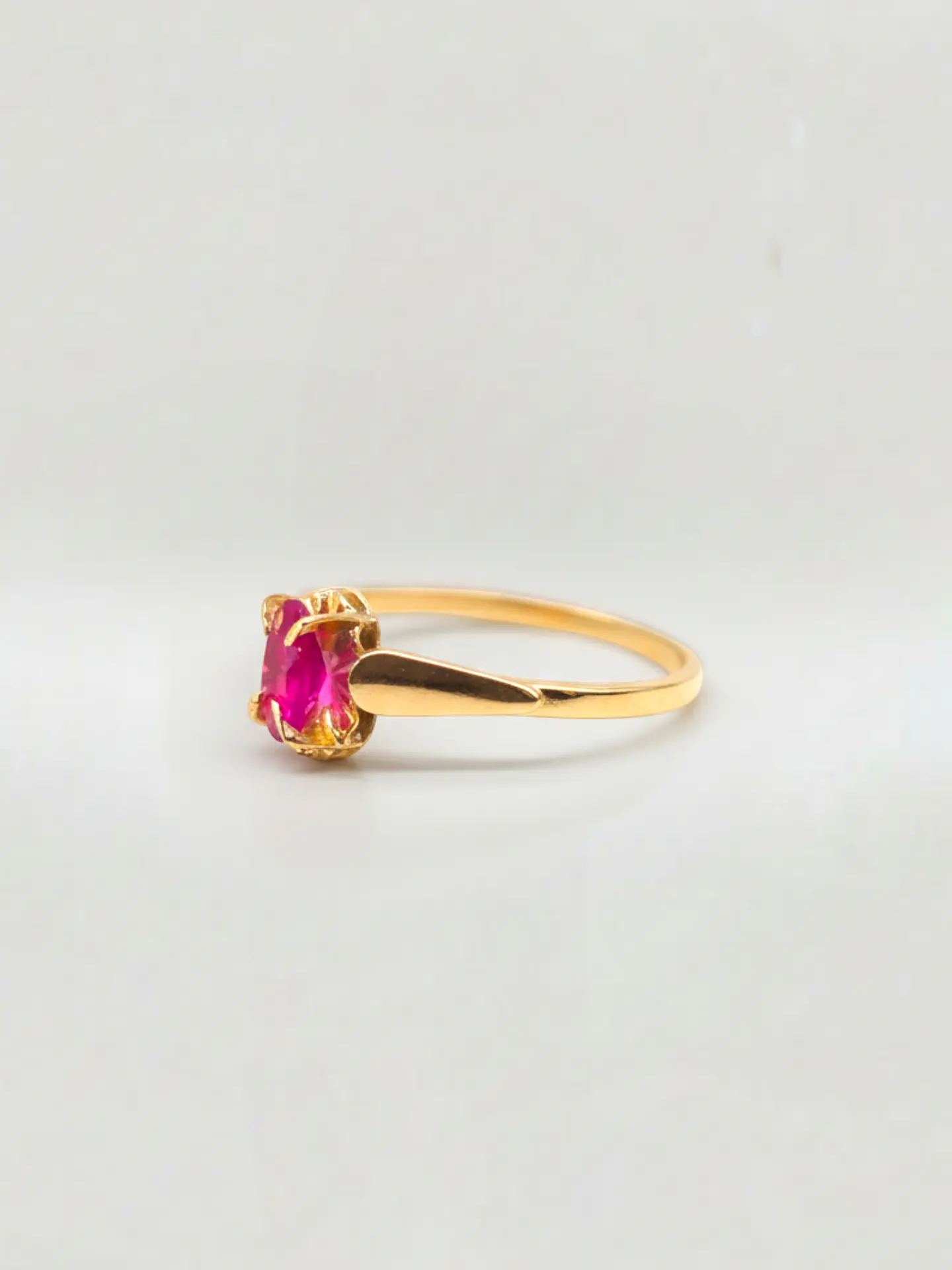 Anillo Chatón Oval Pasión de Rubí Oro 18k 4