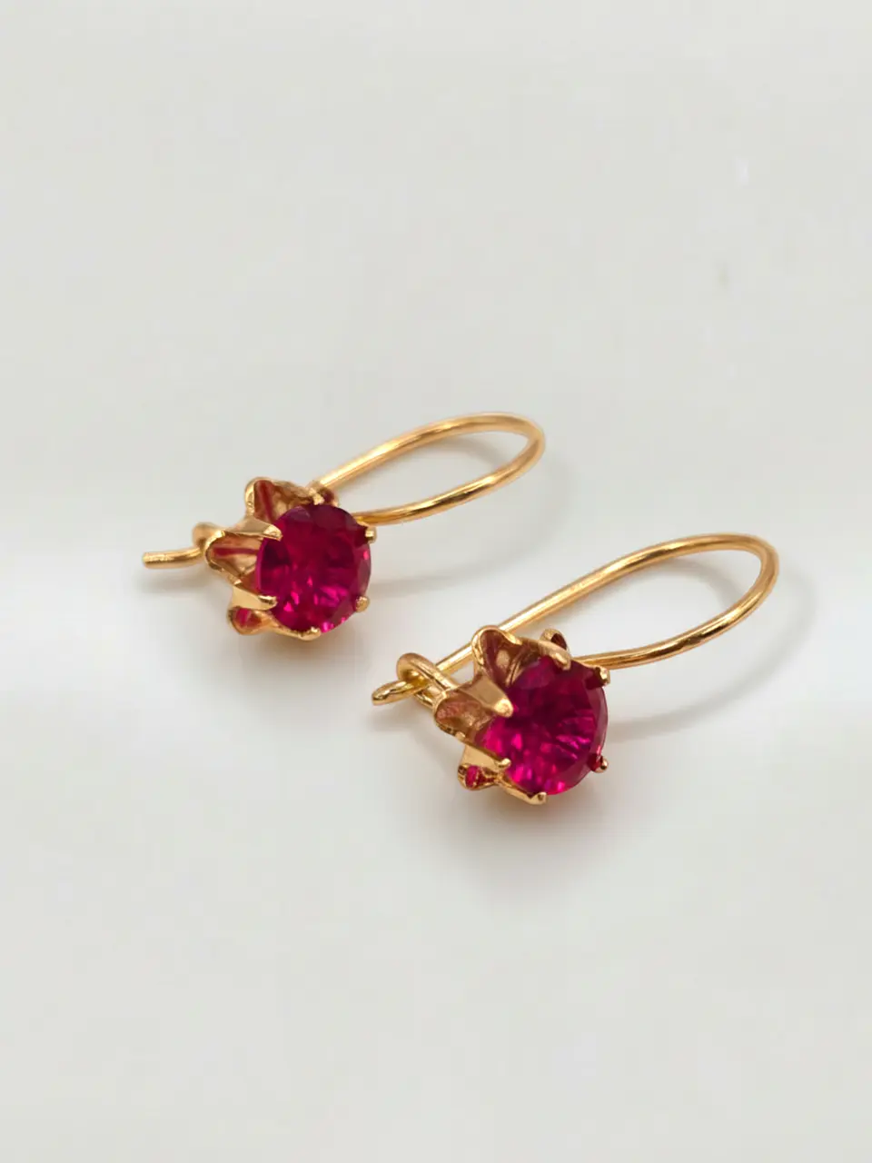 Aros Chatón Italiano Pasión de Rubí Oro 18k 4