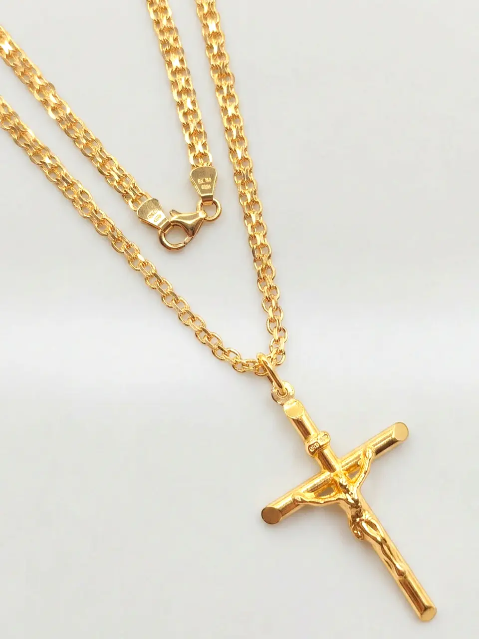 Cadena Tejido Chino con Cruz Sagrada Oro 18k 1