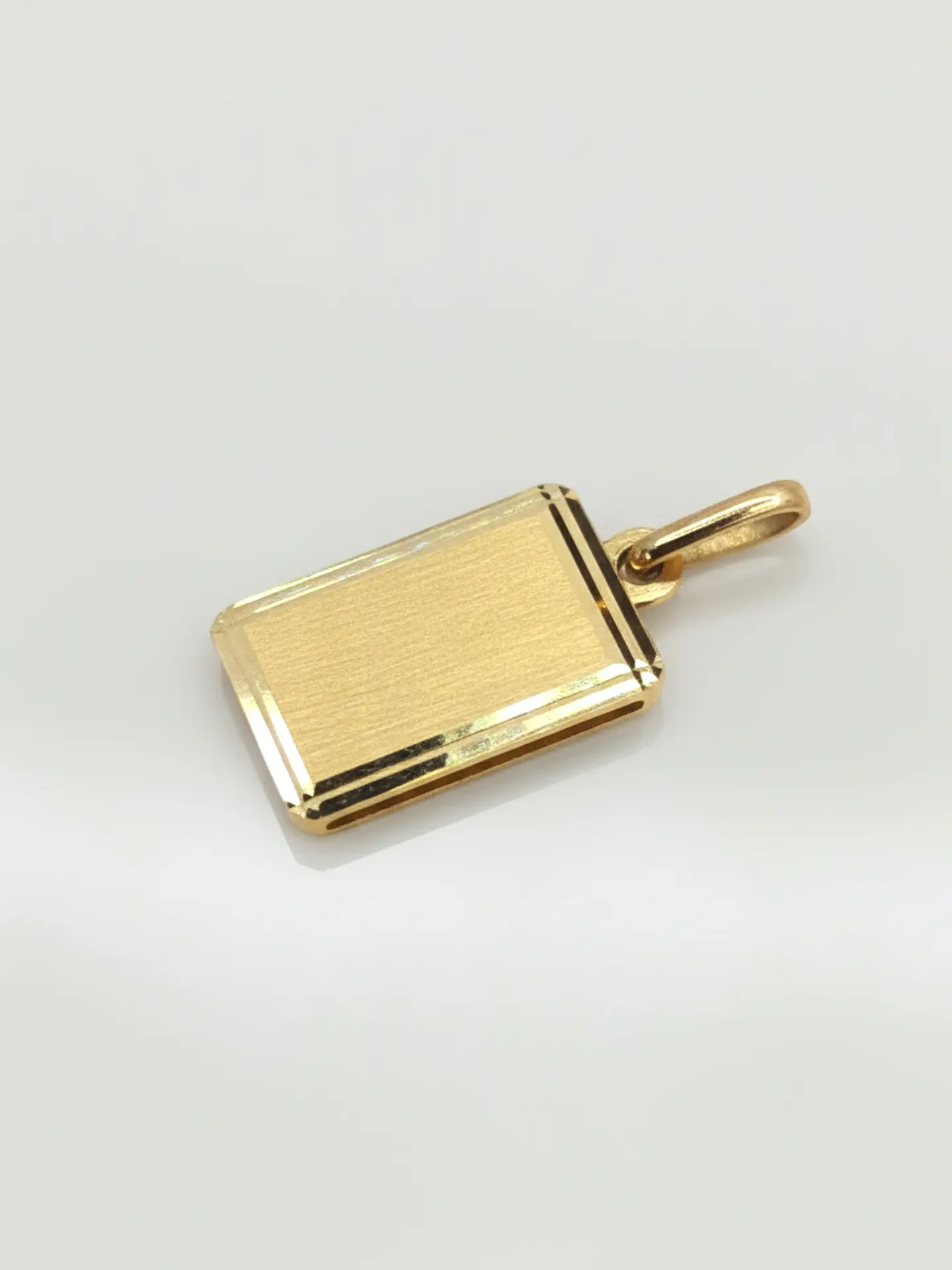 Colgante Placa Bisel Identidad Oro 18k 4