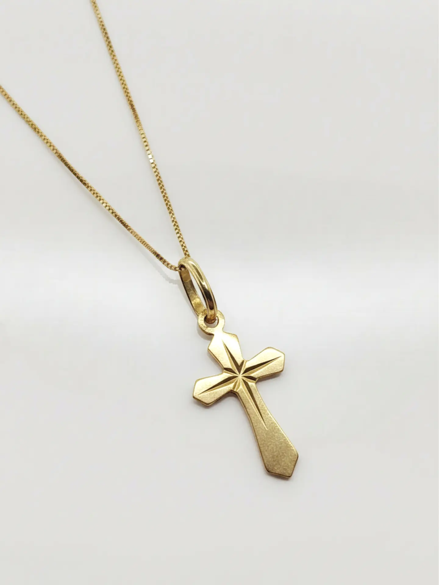 Cadena Veneciana Cruz Satín Sagrada Oro 18k 1