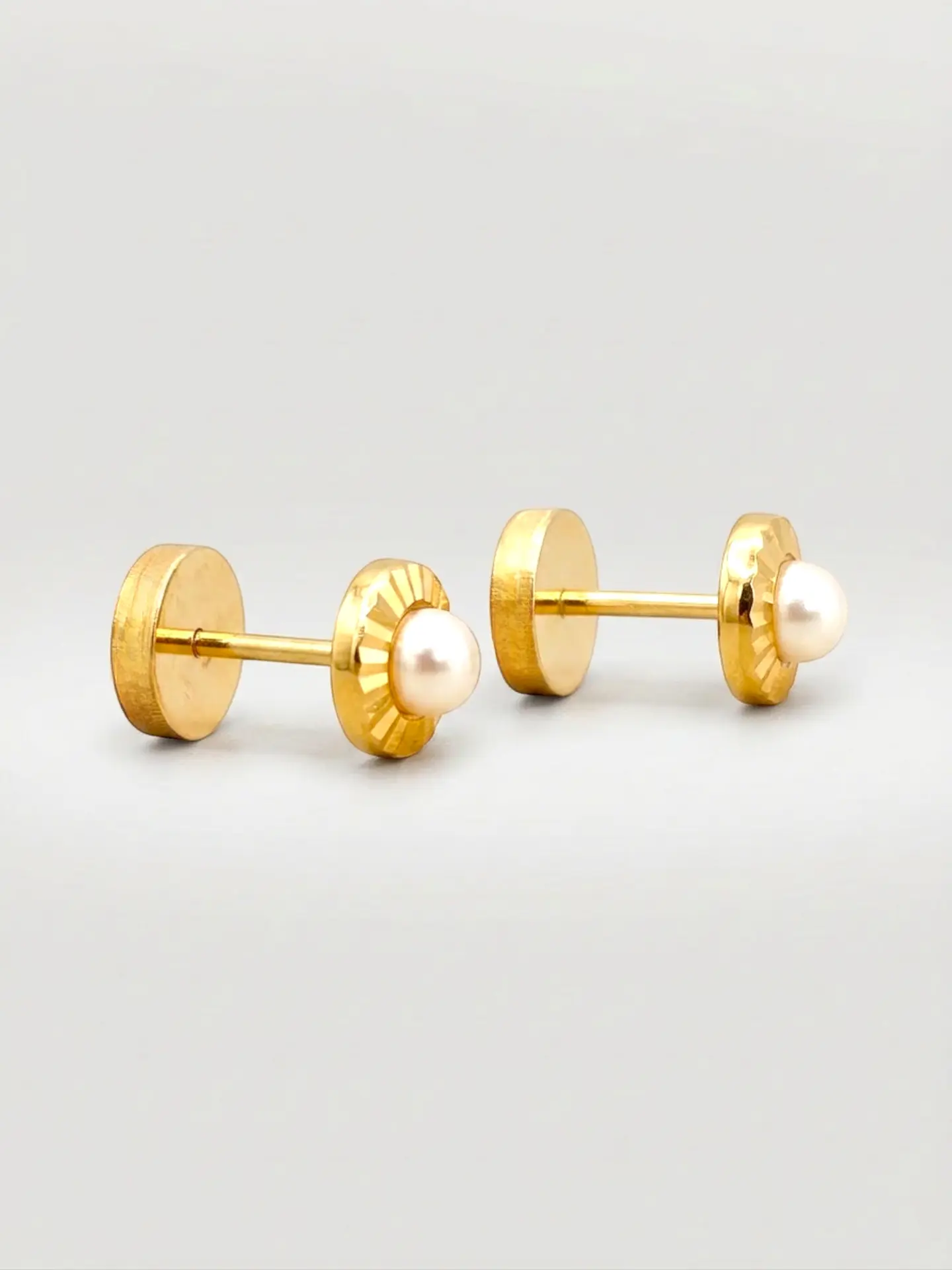 Aros Abridores Perla Cultivada Facetada Mediano Oro 18k 4