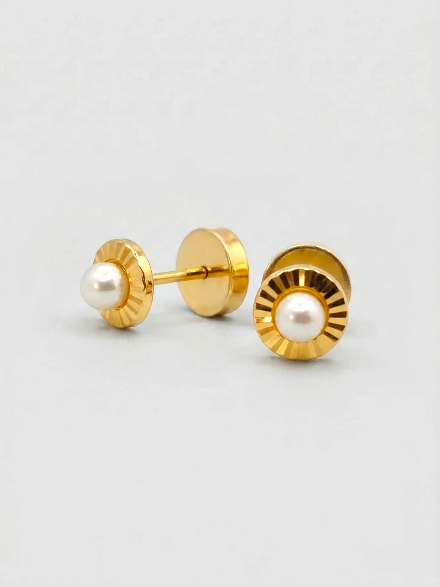 Aros Abridores Perla Cultivada Facetada Mediano Oro 18k 8