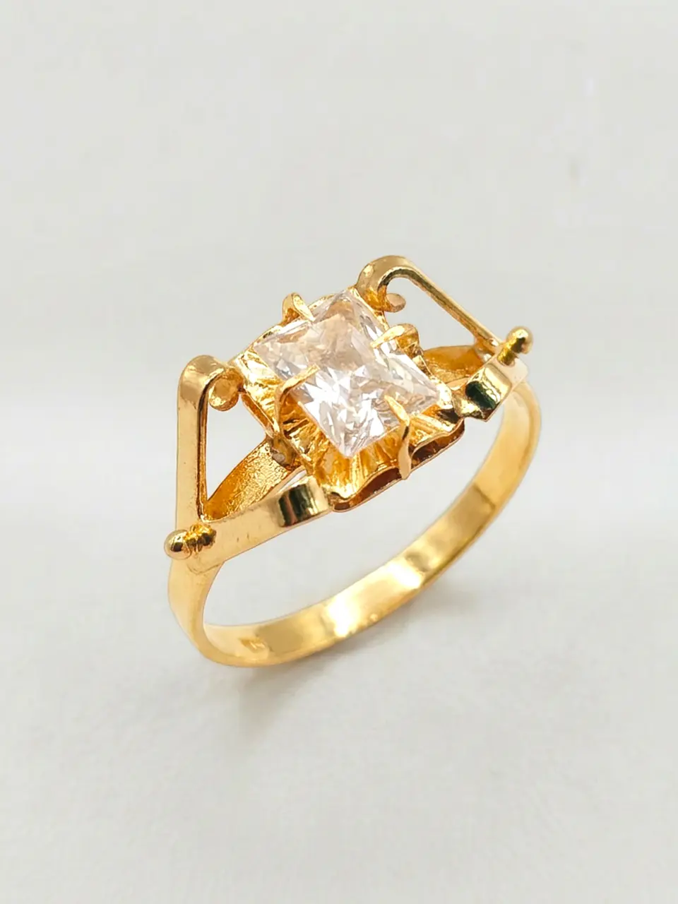 Anillo Chatón Distinción Rectangular Circón Oro 18k 3