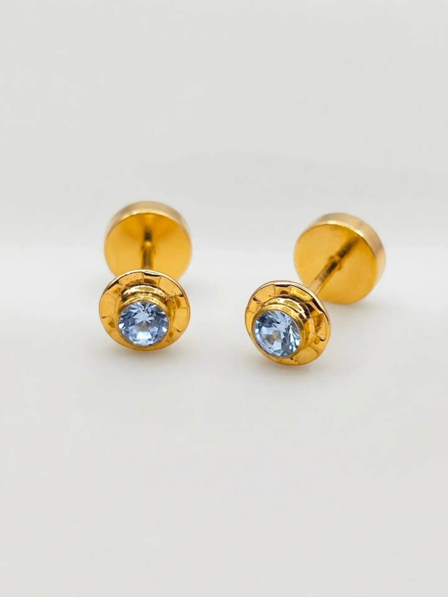 Aros Abridores Brisa de Mar Aguamarina Mediano Oro 14k 6
