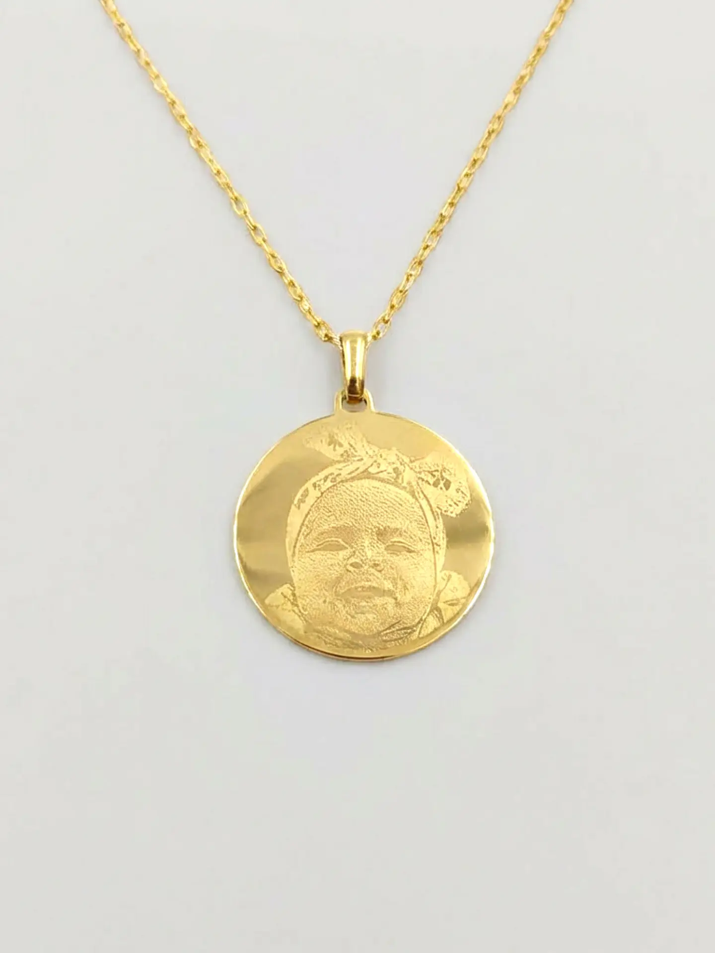 Cadena Legado con Medalla Personalizada Oro 18k 2