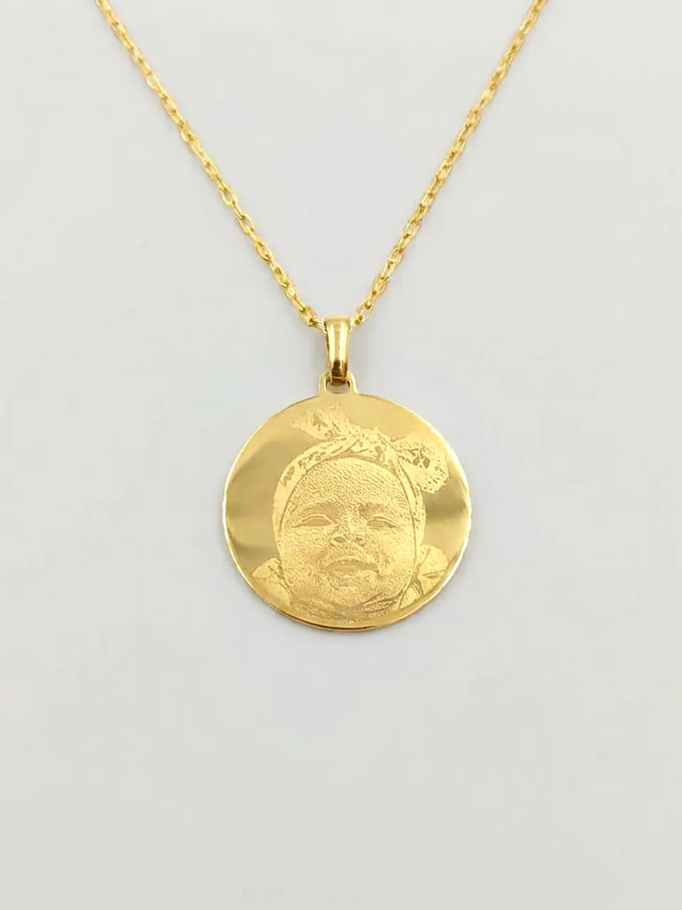 Cadena Legado con Medalla Personalizada Oro 18k 2