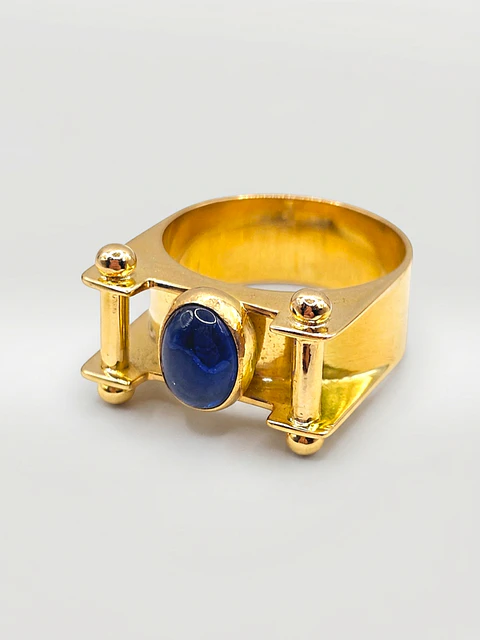 Anillo Reina Charlotte de Zafiro Azul Oro 18k