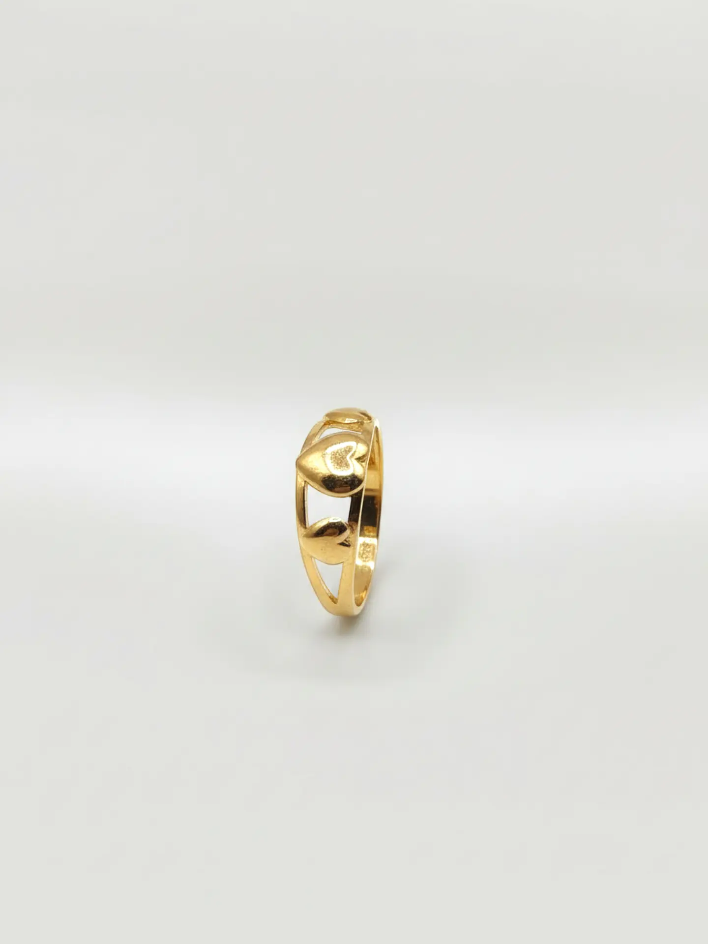 Anillo Trilogía de Amor Corazones Oro 18k 2