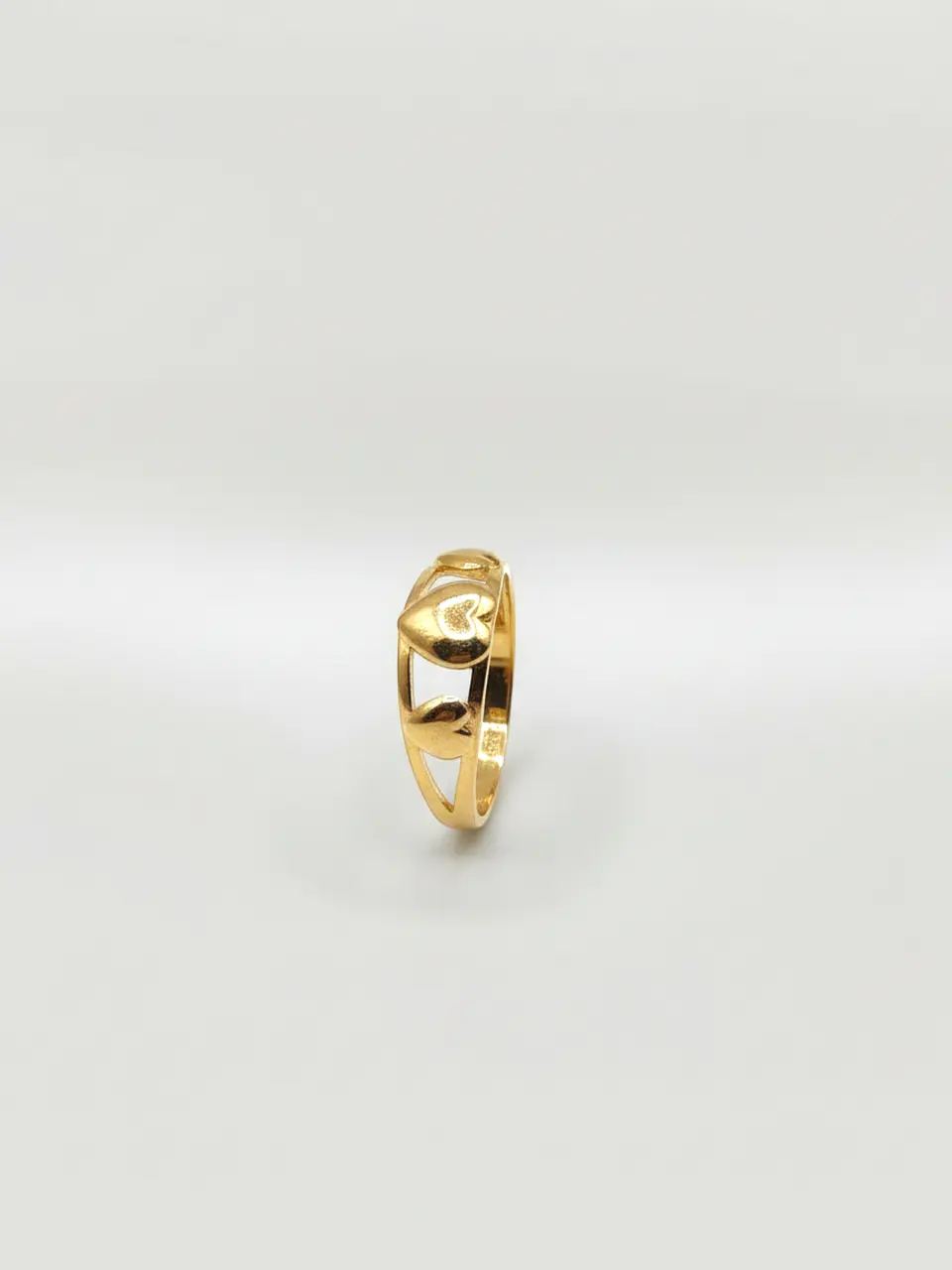 Anillo Trilogía de Amor Corazones Oro 18k 2