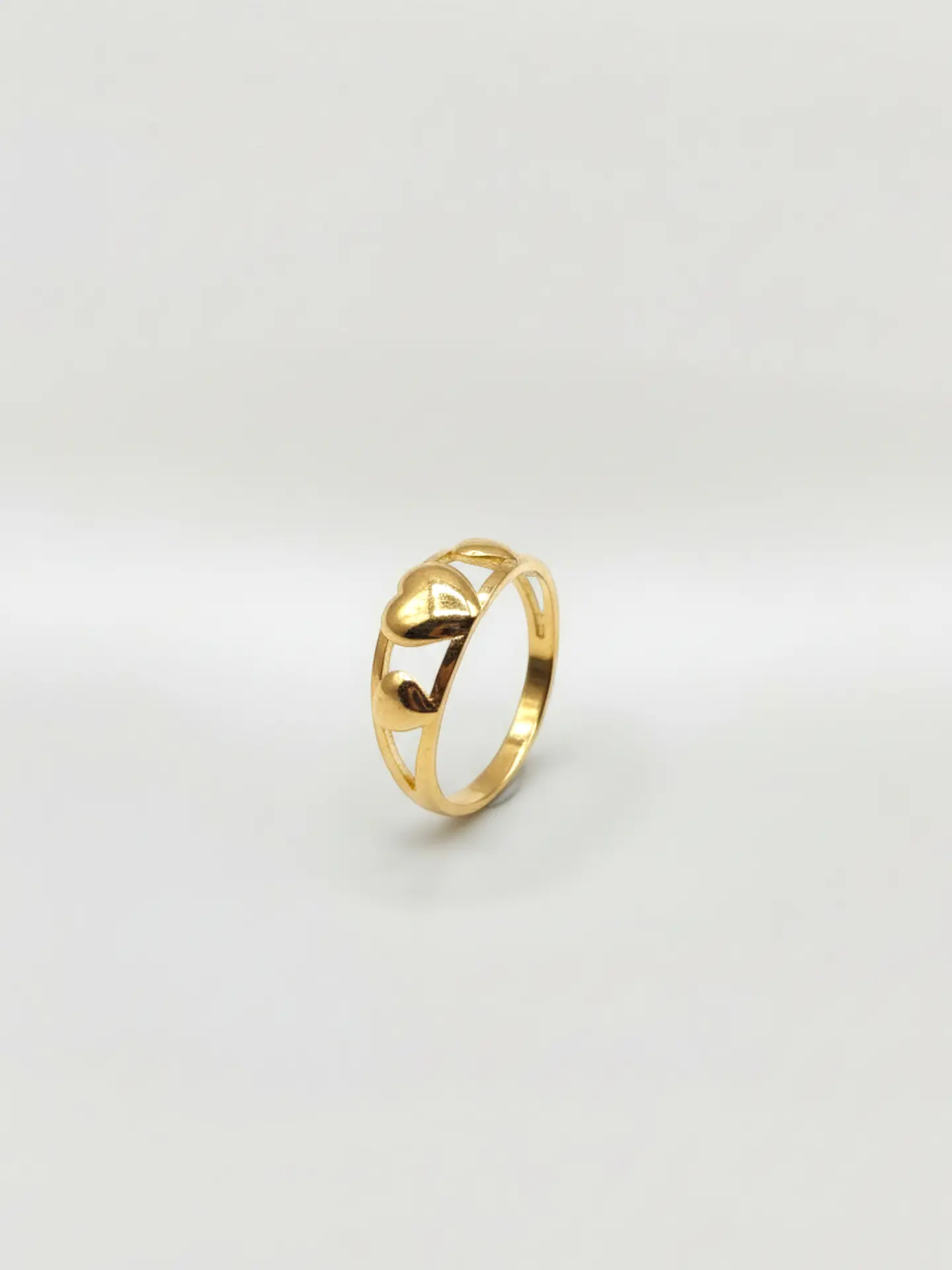 Anillo Trilogía de Amor Corazones Oro 18k 4