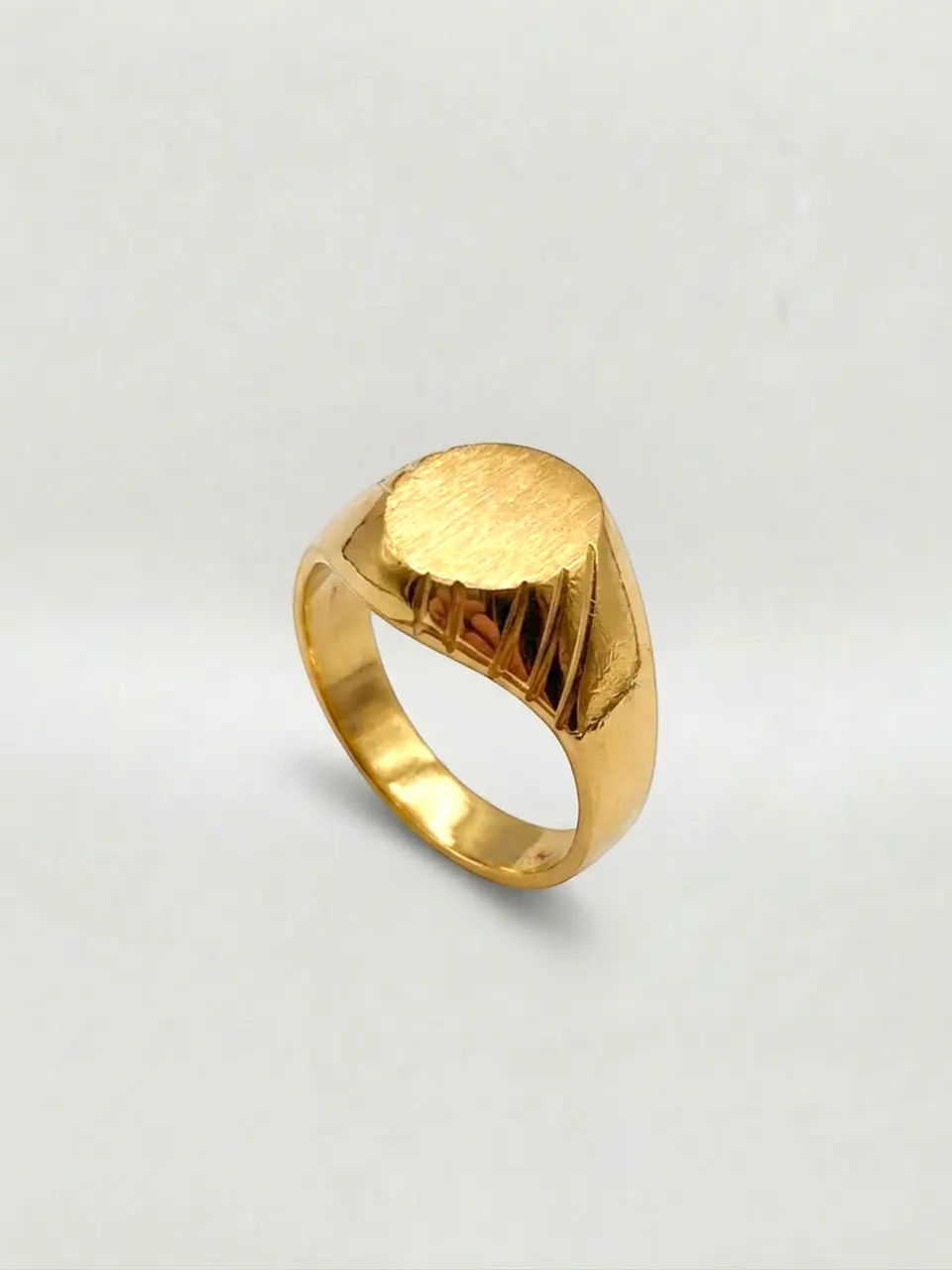 Anillo Sello Esculpido Artesanal Oro 18k 4