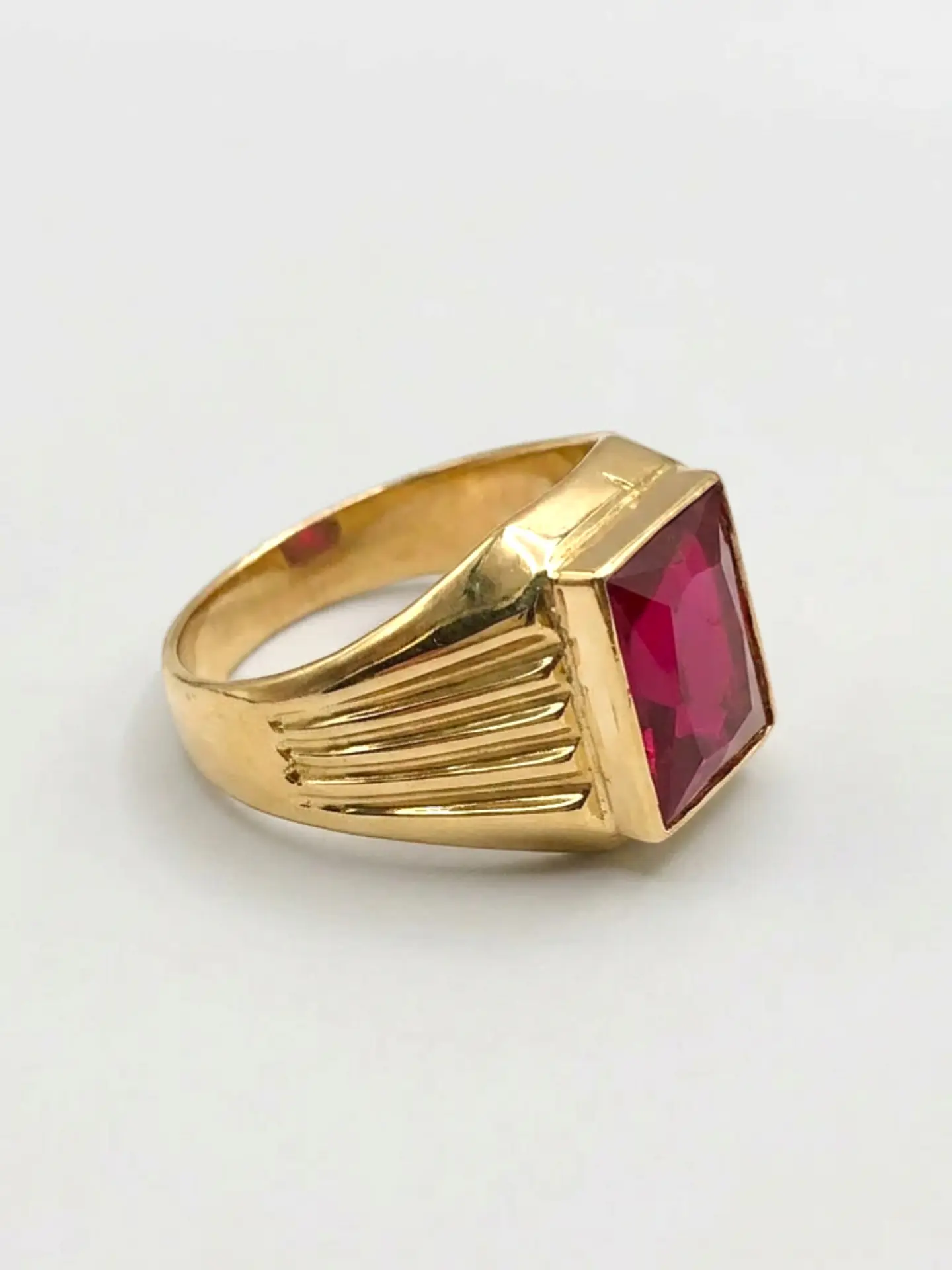 Anillo Sello Rubí de Autoridad Oro 18k 3