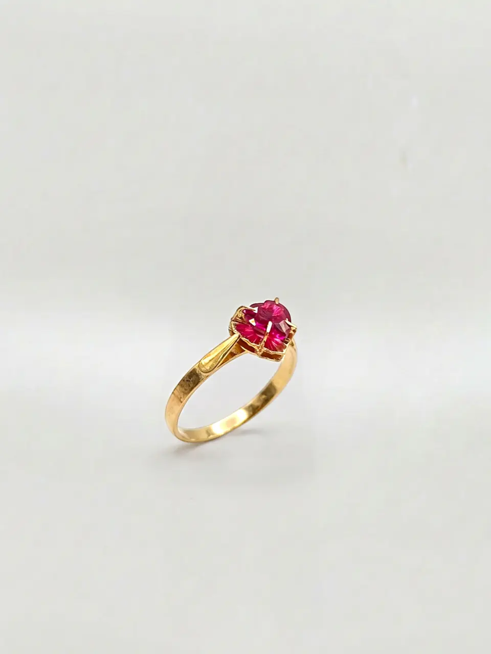 Anillo Chatón Corazón de Pasión Rubí Oro 18k 1