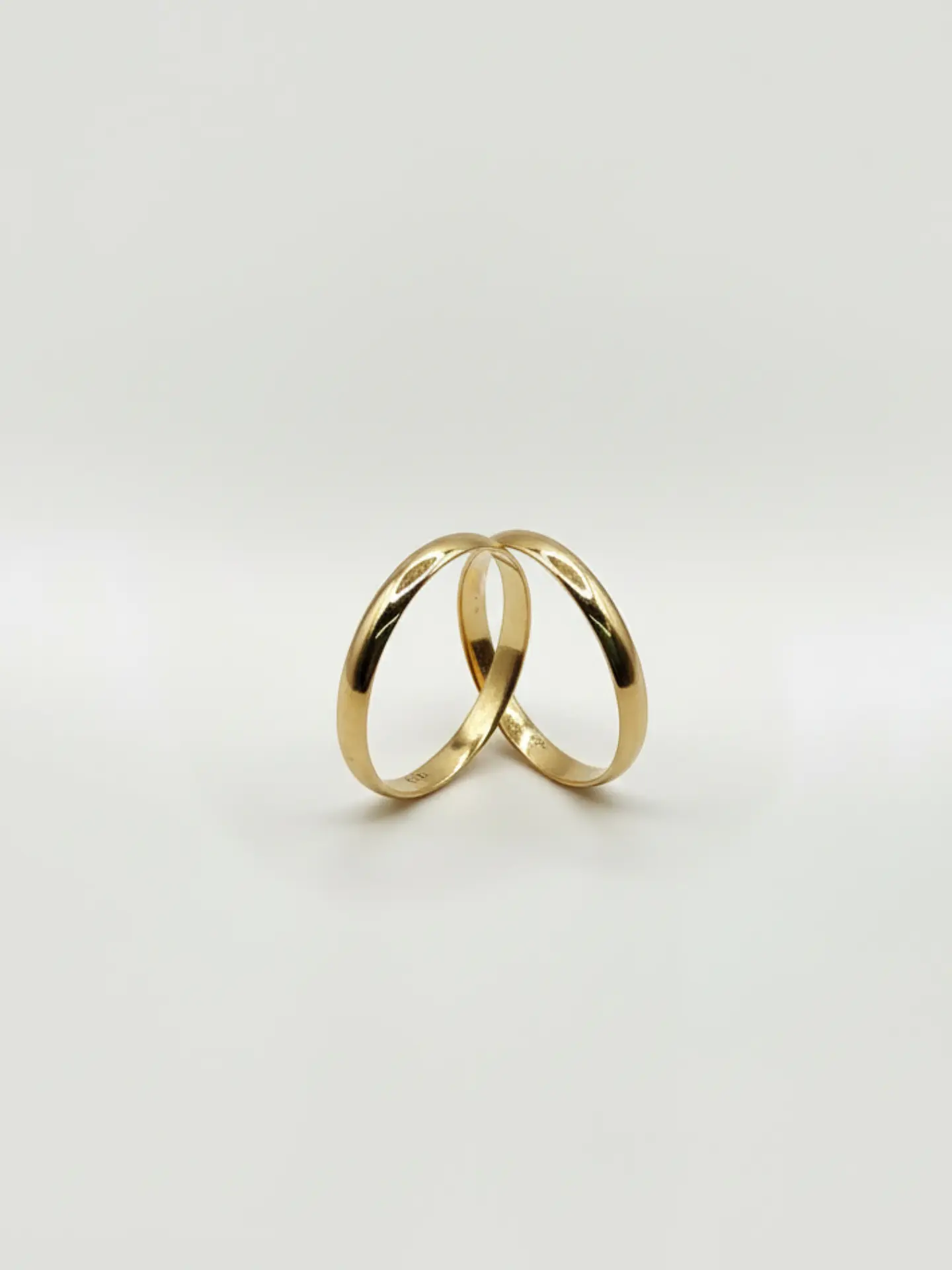 Argollas Tradición Espejo 3 mm Oro 18k 2